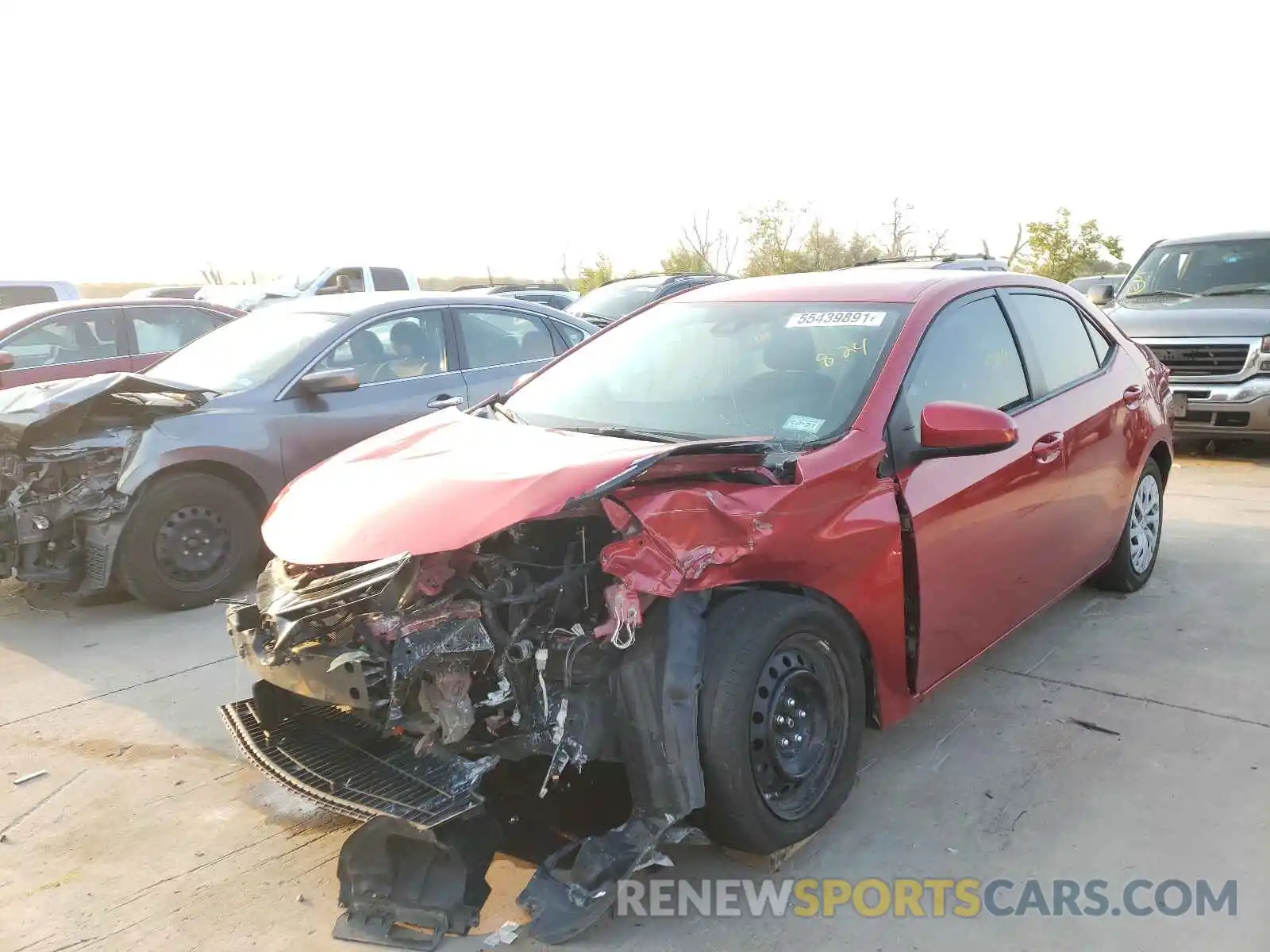 2 Photograph of a damaged car 5YFBURHE0KP881390 TOYOTA COROLLA 2019