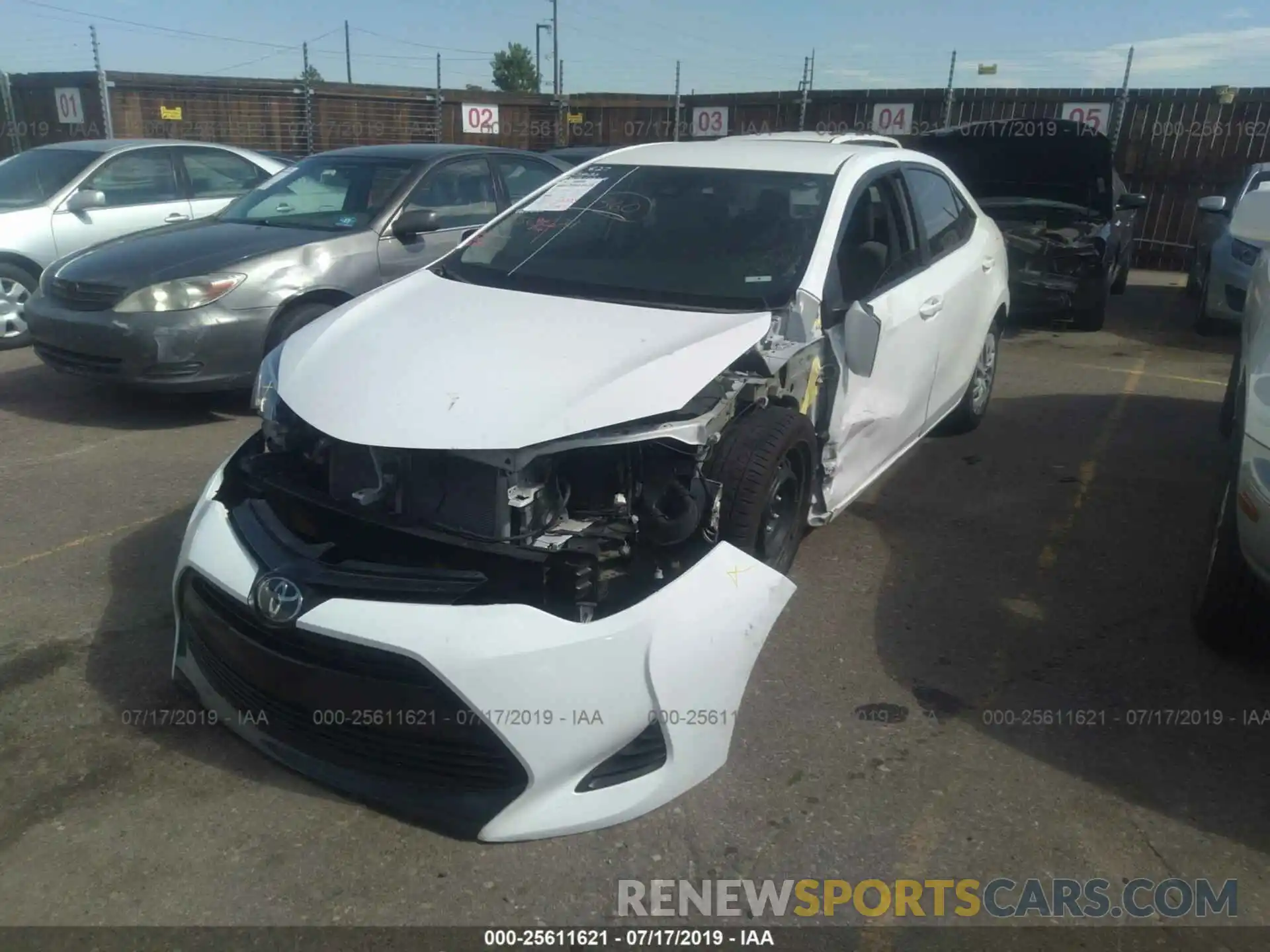 2 Photograph of a damaged car 5YFBURHE0KP882152 TOYOTA COROLLA 2019