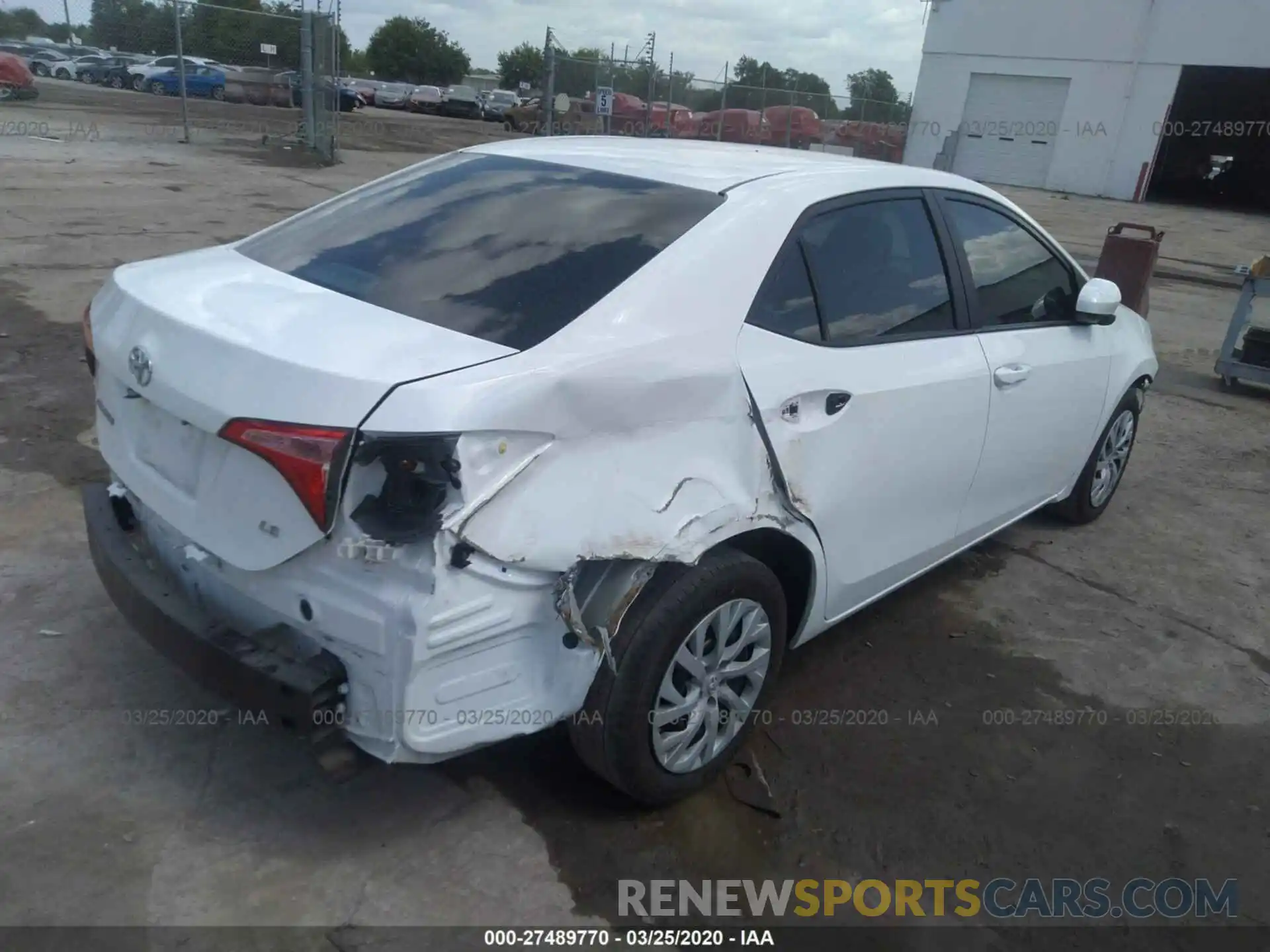 4 Photograph of a damaged car 5YFBURHE0KP882846 TOYOTA COROLLA 2019