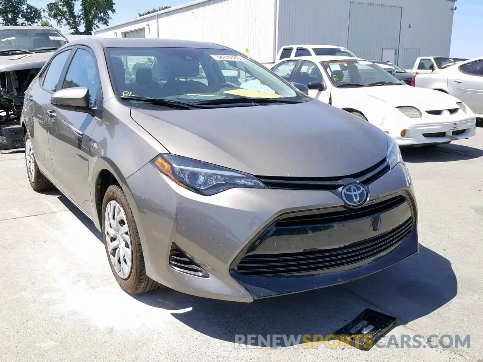 1 Photograph of a damaged car 5YFBURHE0KP883172 TOYOTA COROLLA 2019