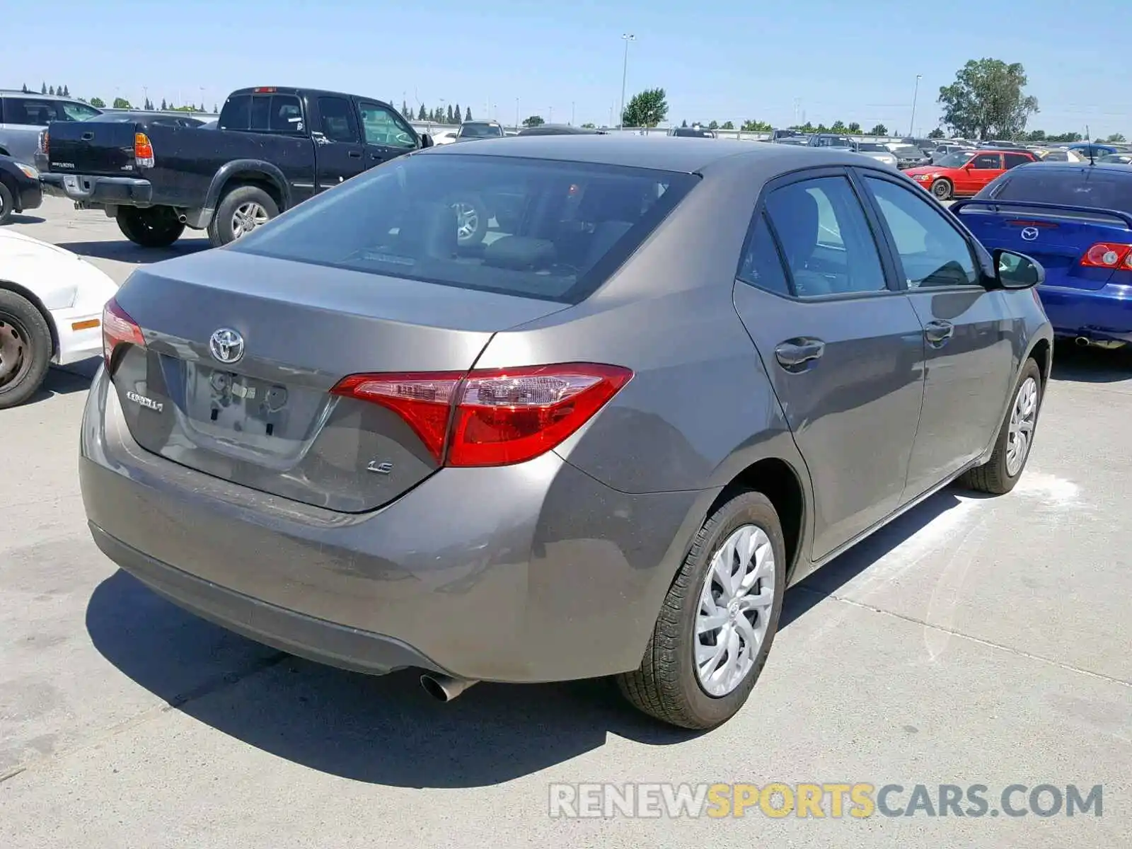 4 Photograph of a damaged car 5YFBURHE0KP883172 TOYOTA COROLLA 2019