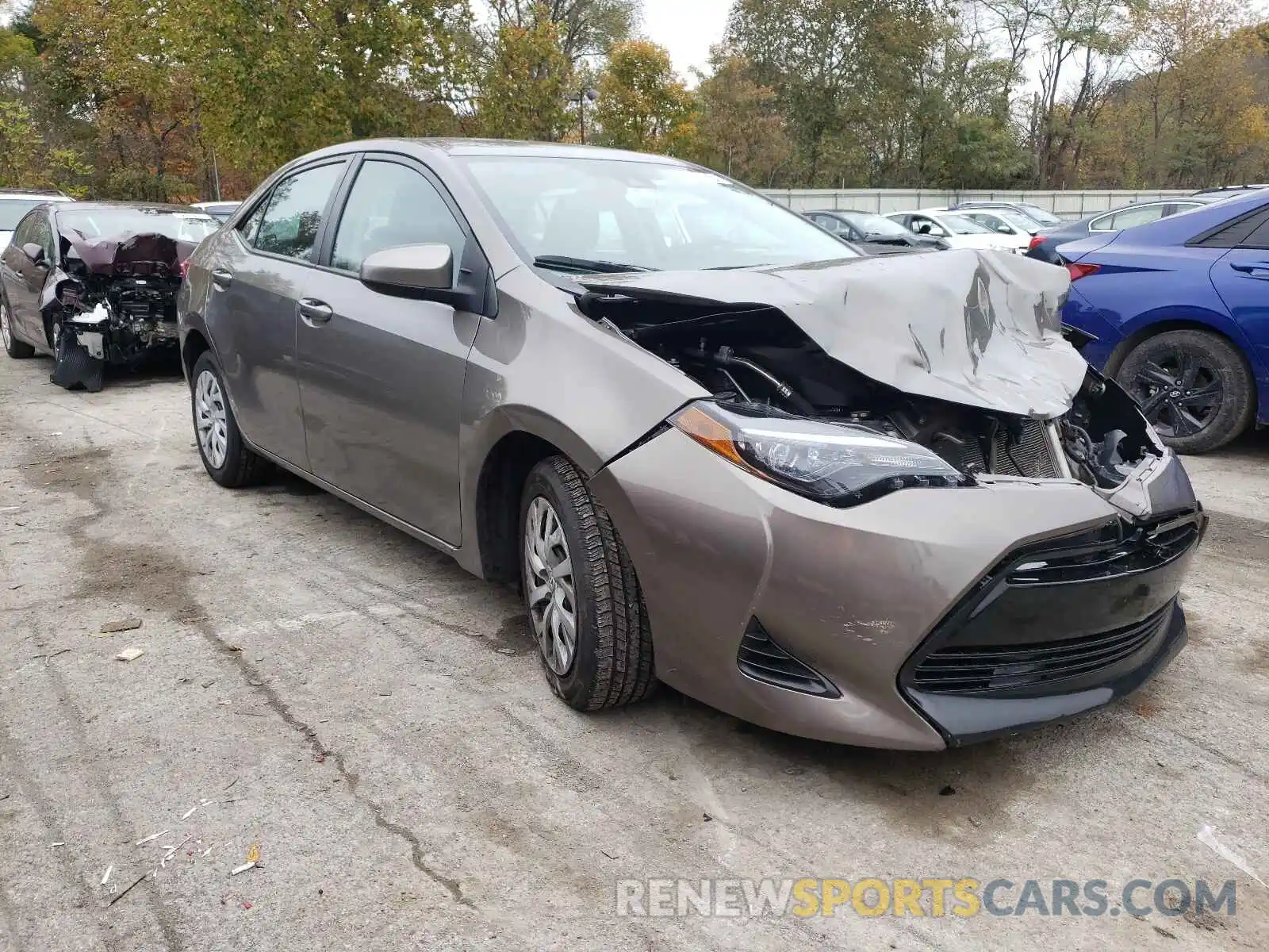 1 Photograph of a damaged car 5YFBURHE0KP883267 TOYOTA COROLLA 2019