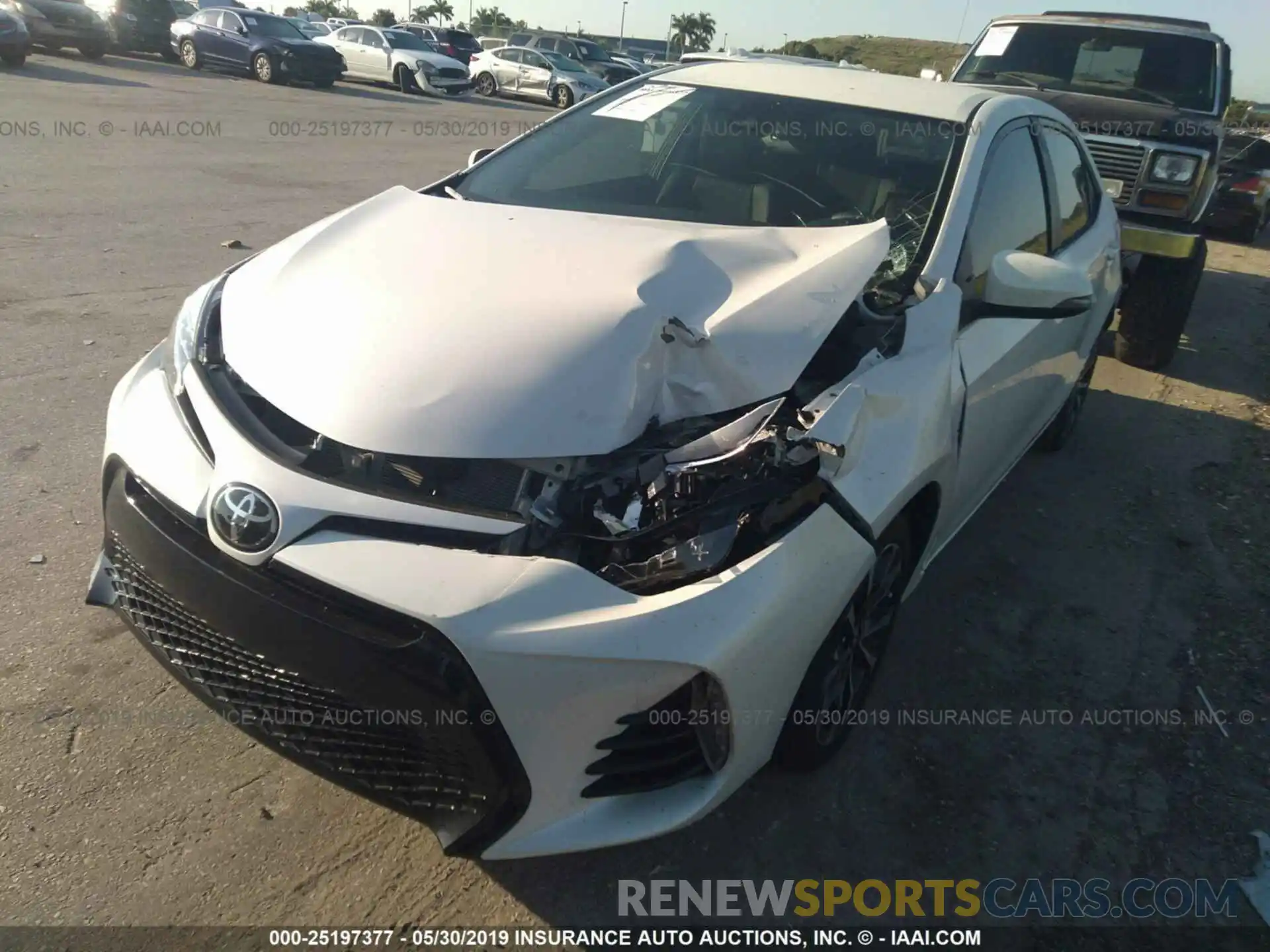 6 Photograph of a damaged car 5YFBURHE0KP883320 TOYOTA COROLLA 2019