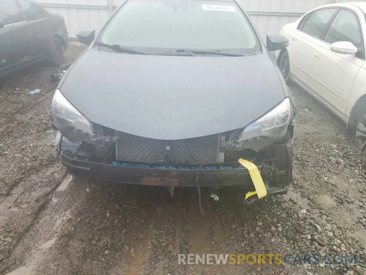 9 Photograph of a damaged car 5YFBURHE0KP883544 TOYOTA COROLLA 2019