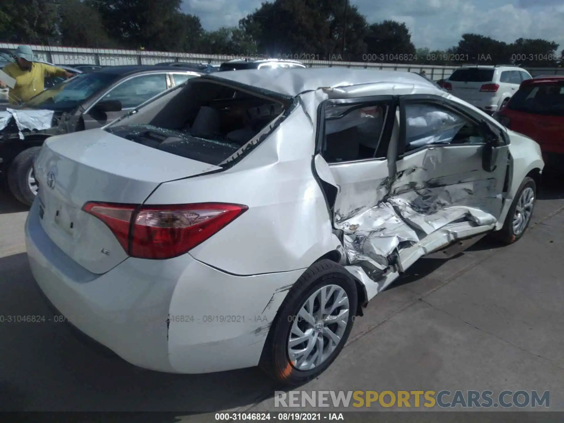 4 Photograph of a damaged car 5YFBURHE0KP883754 TOYOTA COROLLA 2019