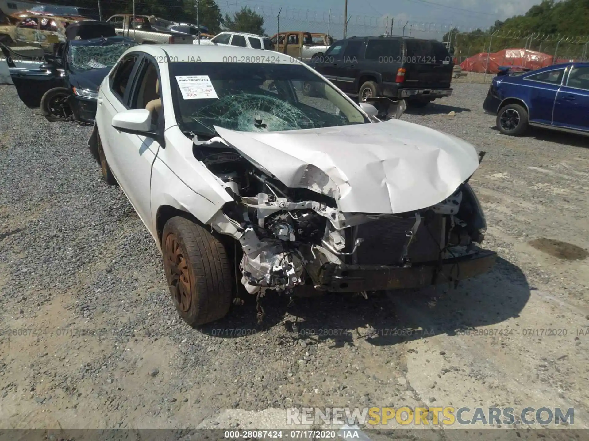 6 Photograph of a damaged car 5YFBURHE0KP883995 TOYOTA COROLLA 2019