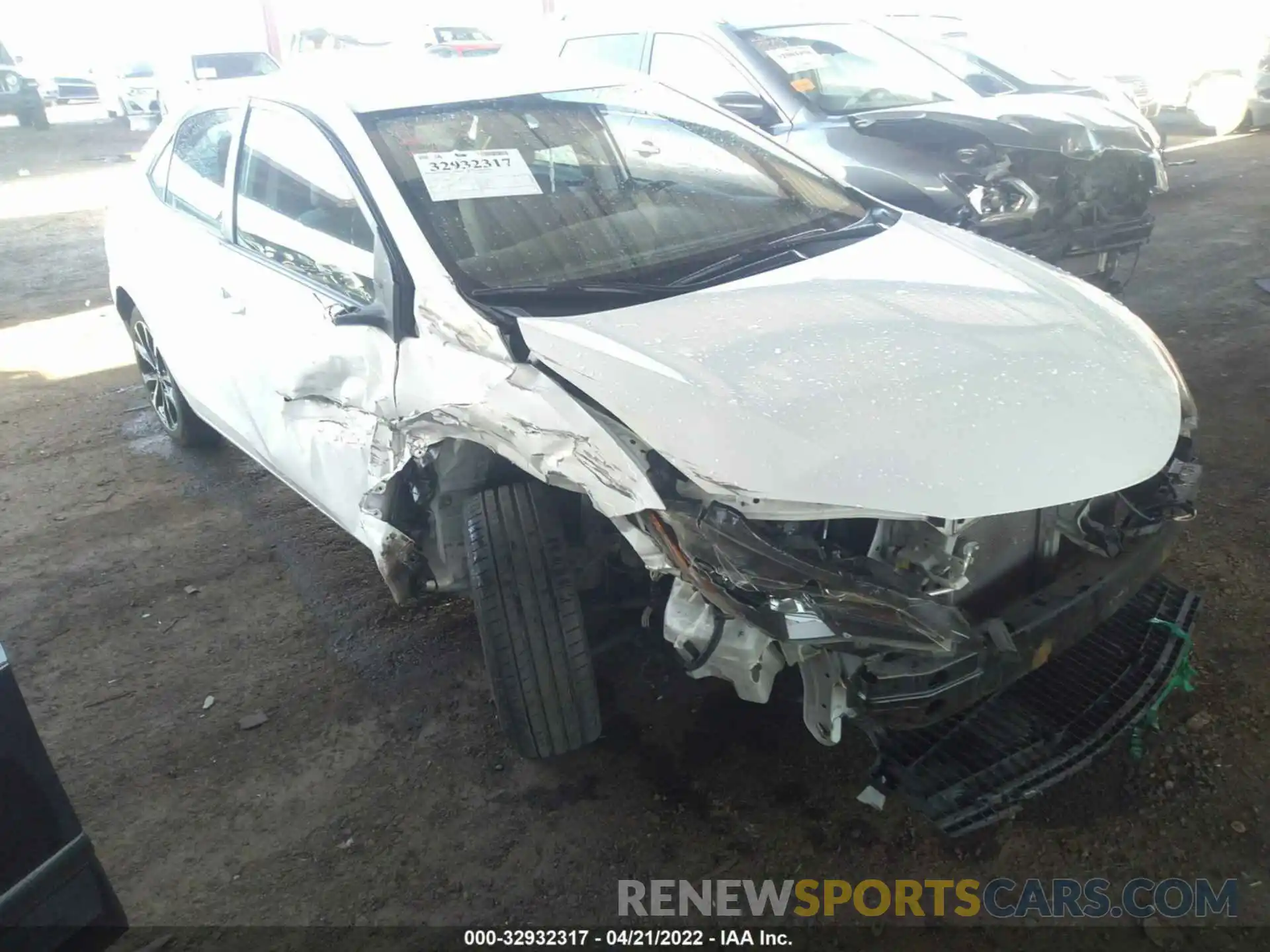 1 Photograph of a damaged car 5YFBURHE0KP884130 TOYOTA COROLLA 2019