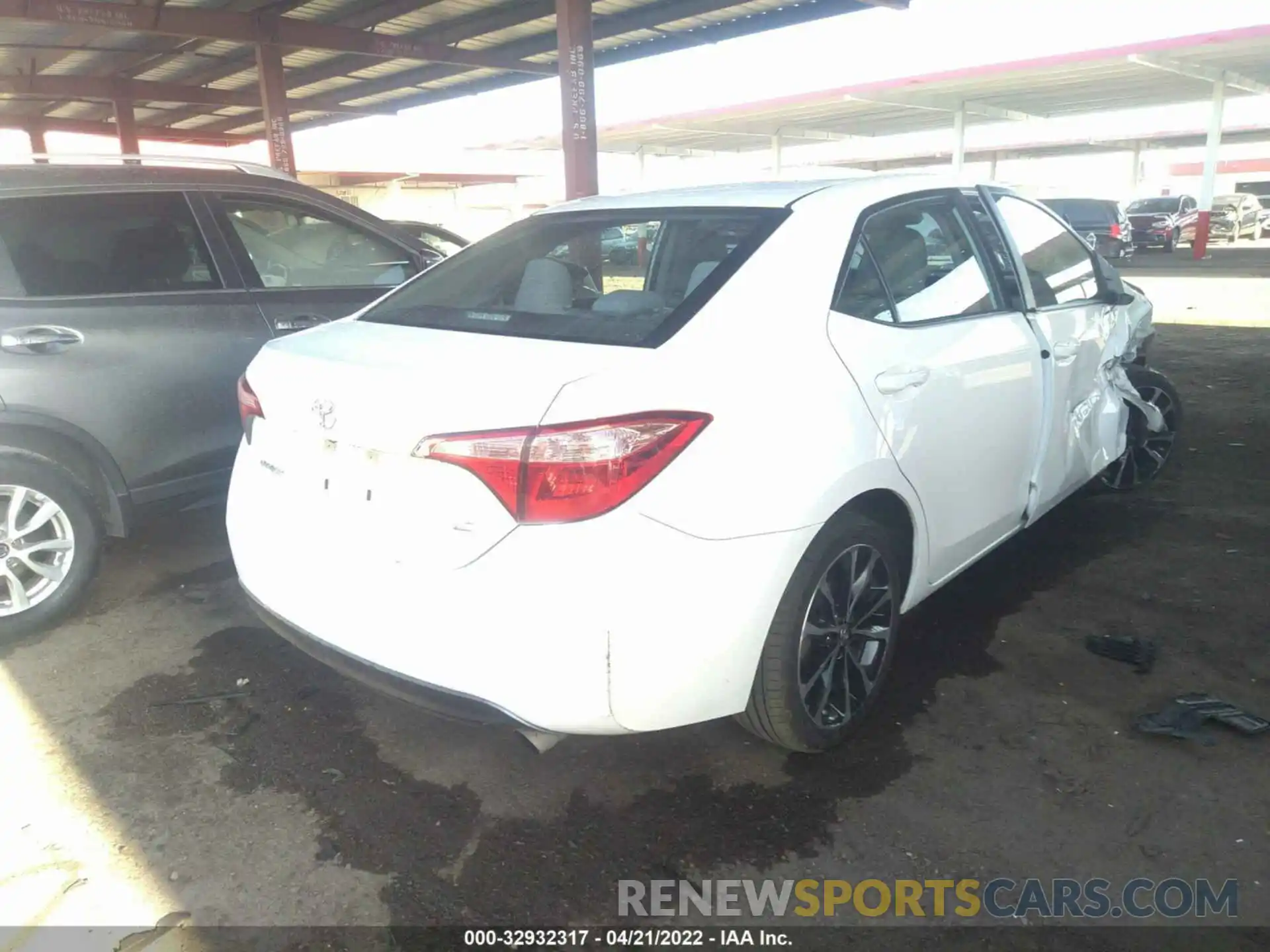 4 Photograph of a damaged car 5YFBURHE0KP884130 TOYOTA COROLLA 2019