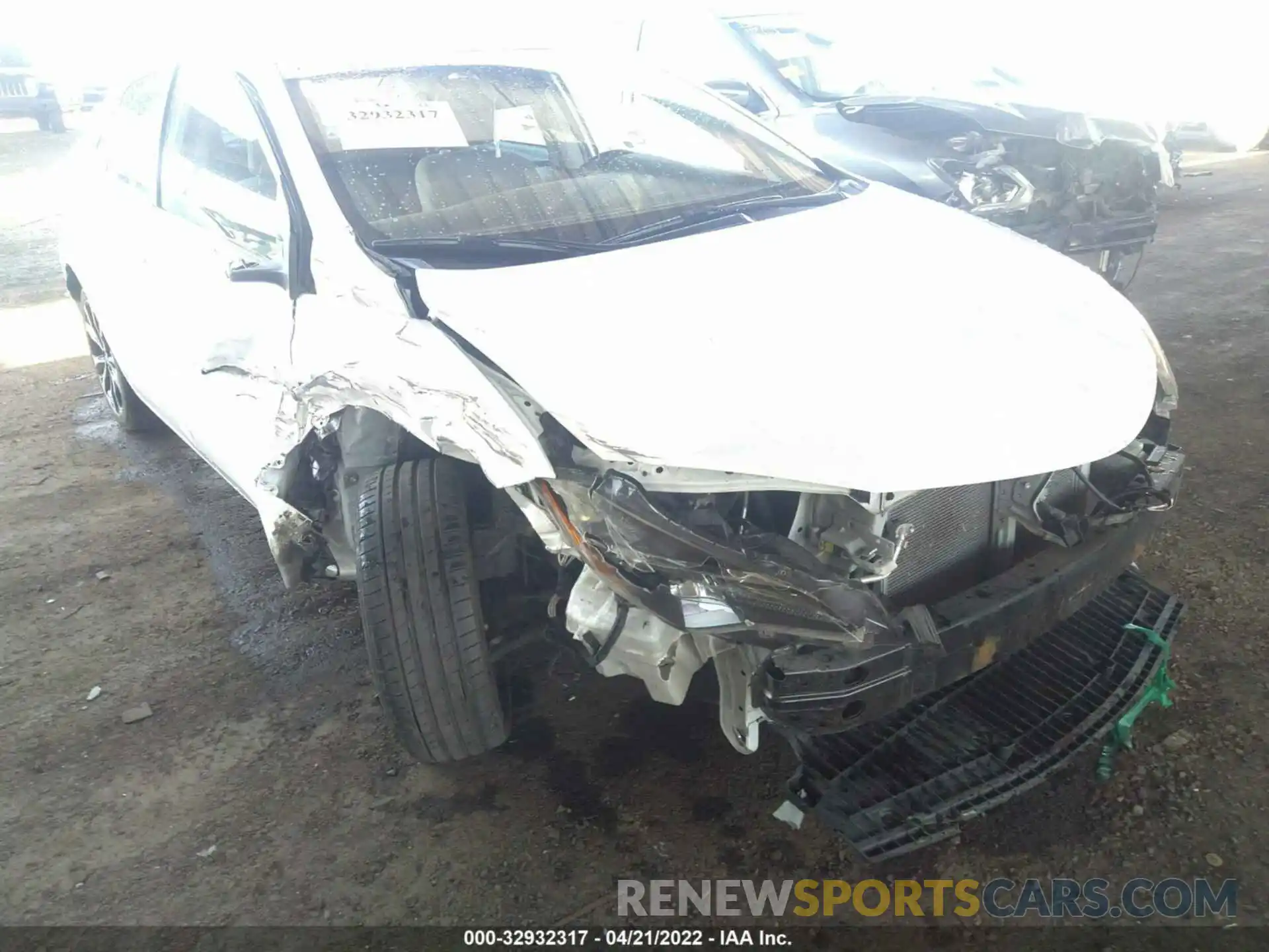 6 Photograph of a damaged car 5YFBURHE0KP884130 TOYOTA COROLLA 2019