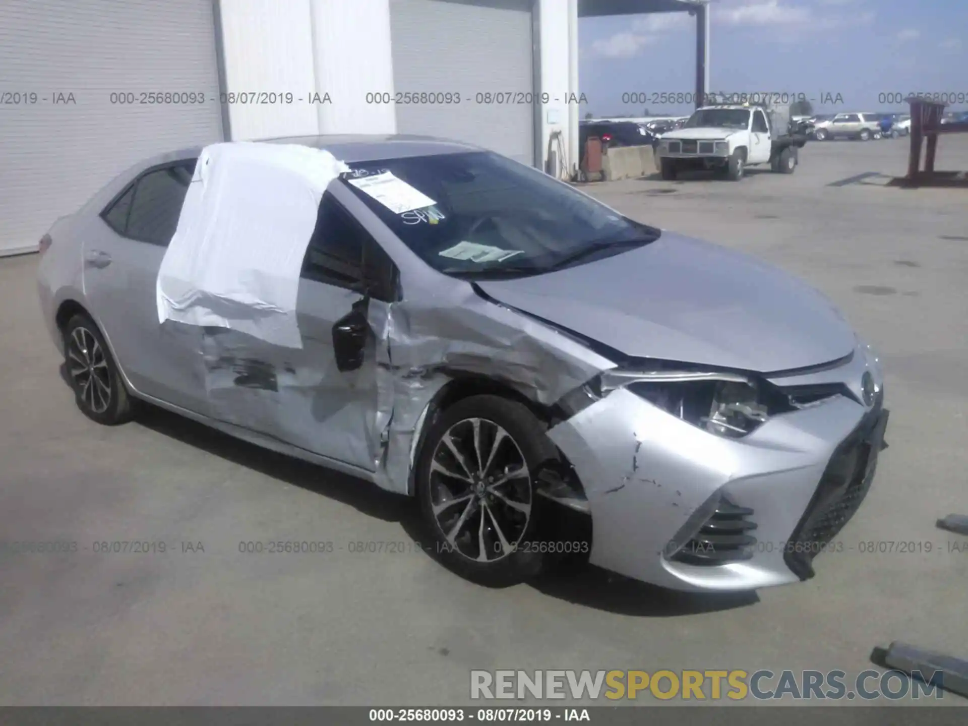 1 Photograph of a damaged car 5YFBURHE0KP884189 TOYOTA COROLLA 2019