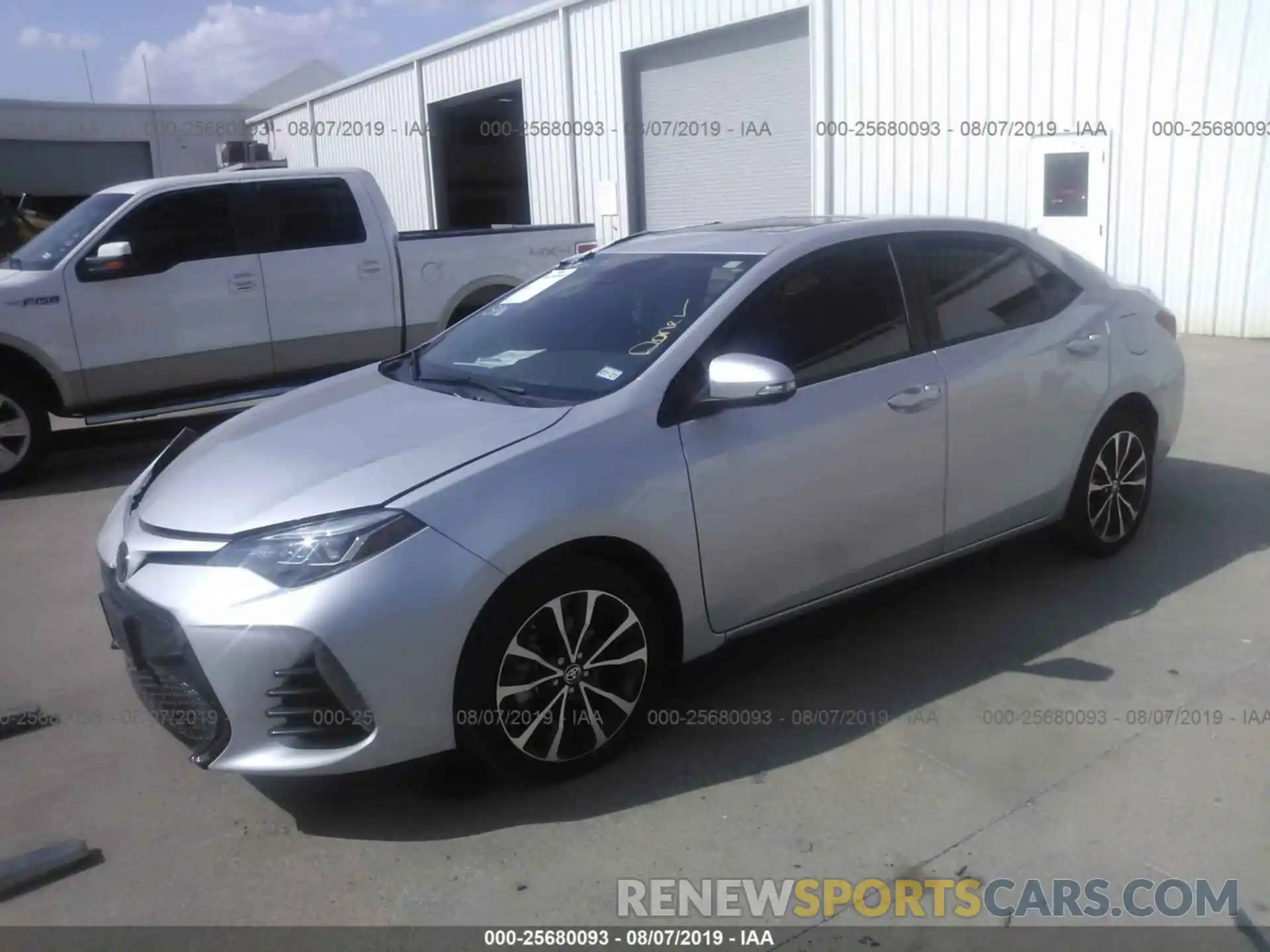 2 Photograph of a damaged car 5YFBURHE0KP884189 TOYOTA COROLLA 2019