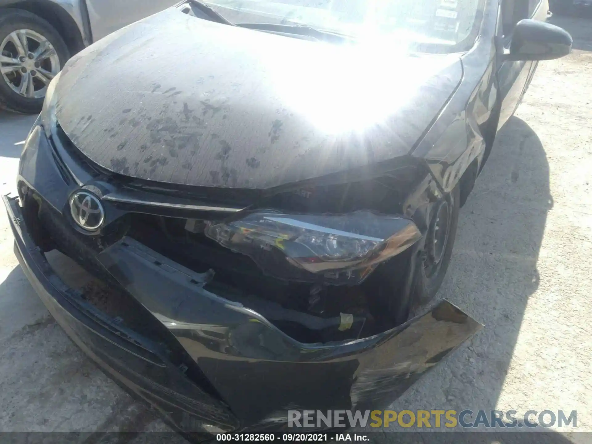 6 Photograph of a damaged car 5YFBURHE0KP884354 TOYOTA COROLLA 2019