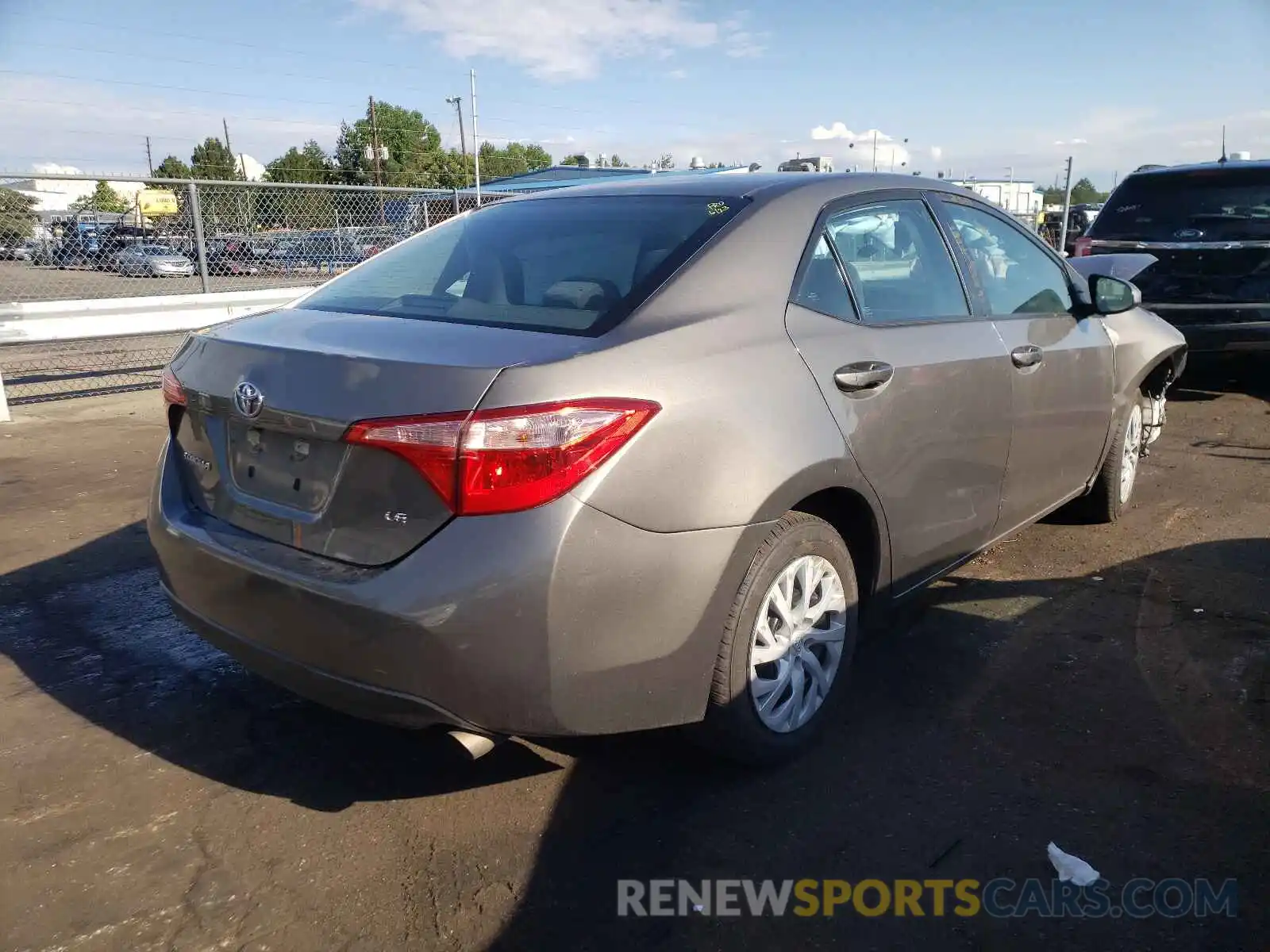 4 Photograph of a damaged car 5YFBURHE0KP884631 TOYOTA COROLLA 2019