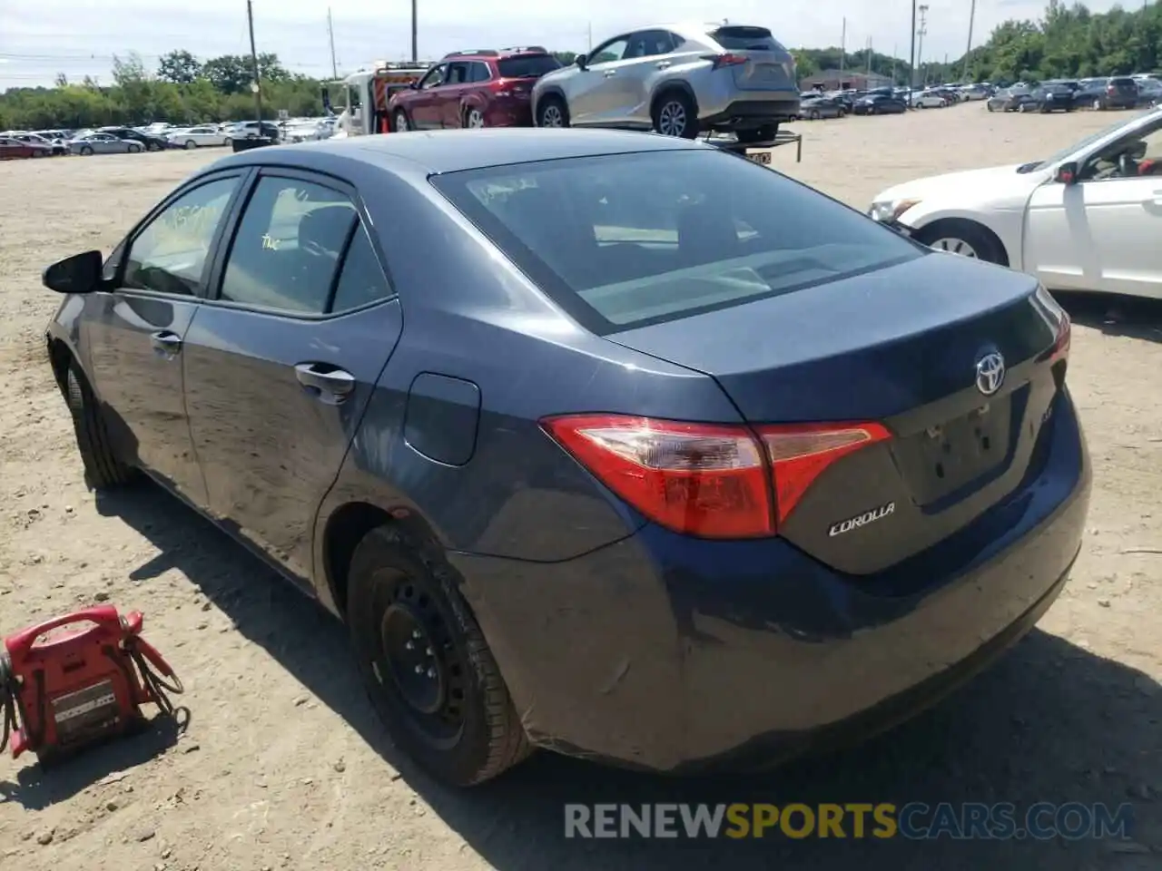 3 Photograph of a damaged car 5YFBURHE0KP884788 TOYOTA COROLLA 2019