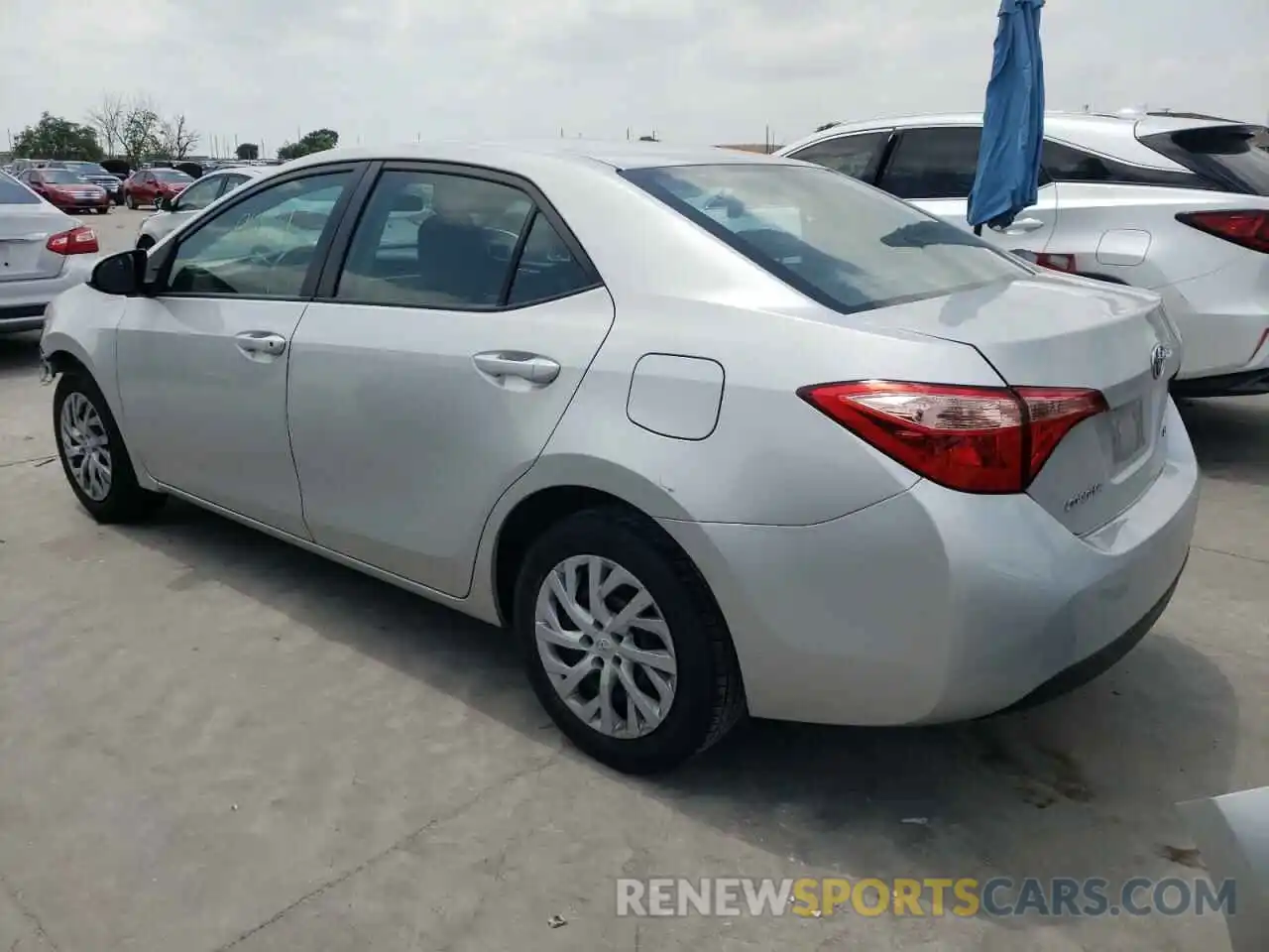 3 Photograph of a damaged car 5YFBURHE0KP885309 TOYOTA COROLLA 2019