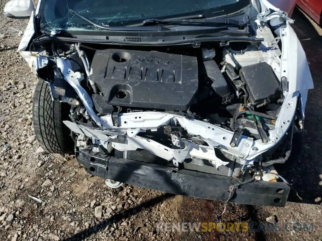 11 Photograph of a damaged car 5YFBURHE0KP885407 TOYOTA COROLLA 2019