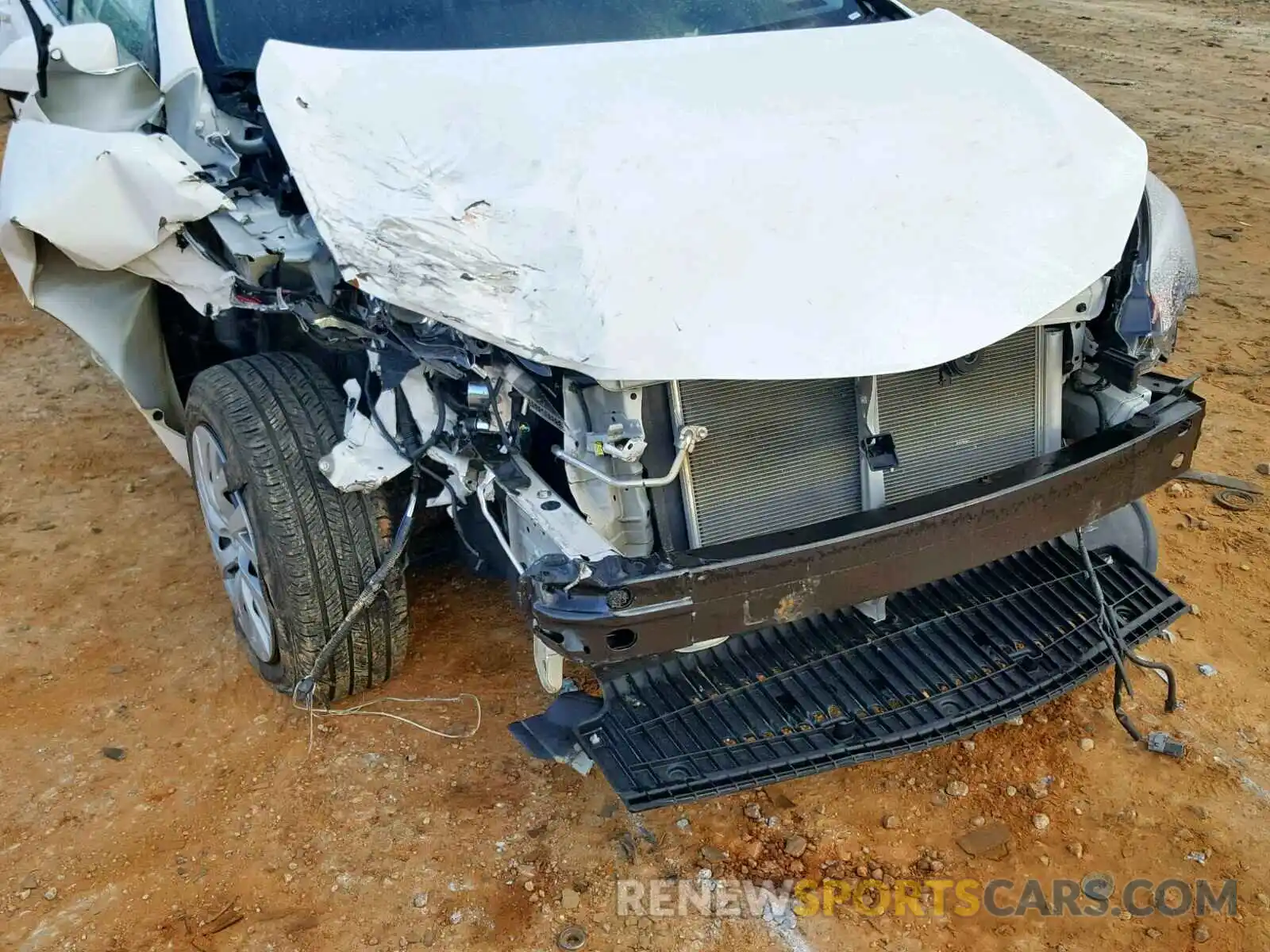 9 Photograph of a damaged car 5YFBURHE0KP885942 TOYOTA COROLLA 2019