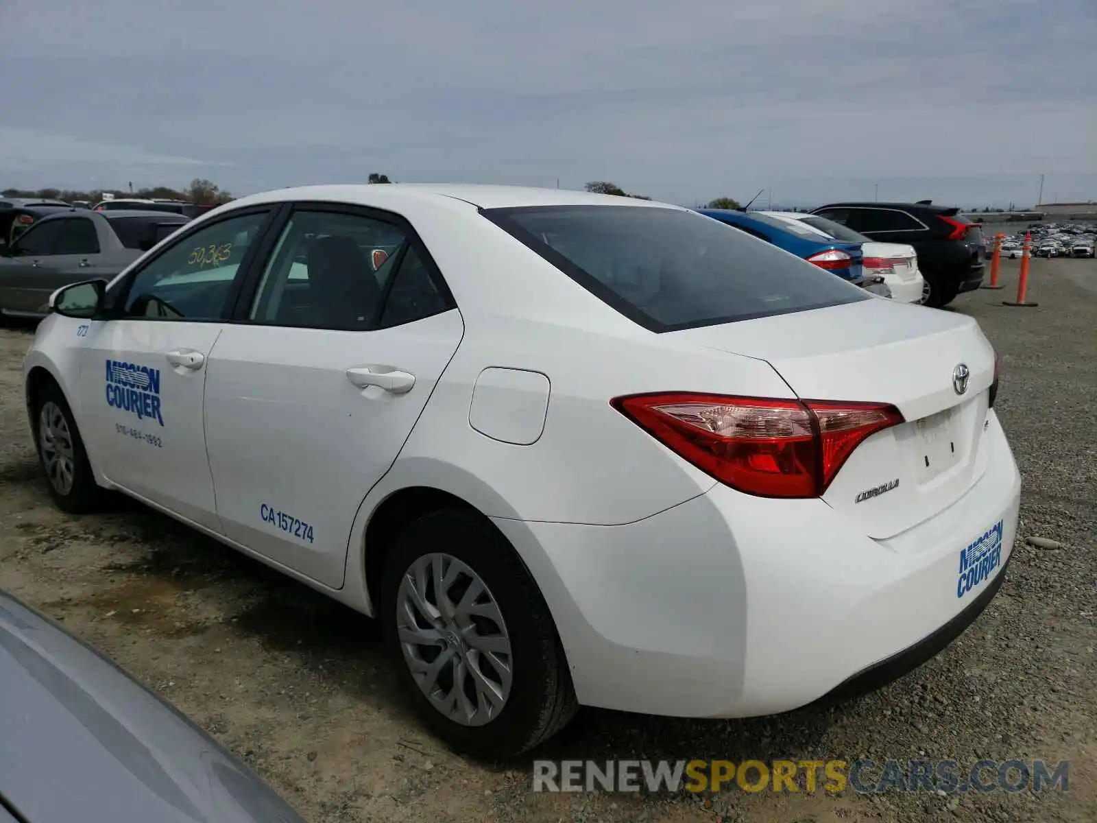 3 Photograph of a damaged car 5YFBURHE0KP886072 TOYOTA COROLLA 2019