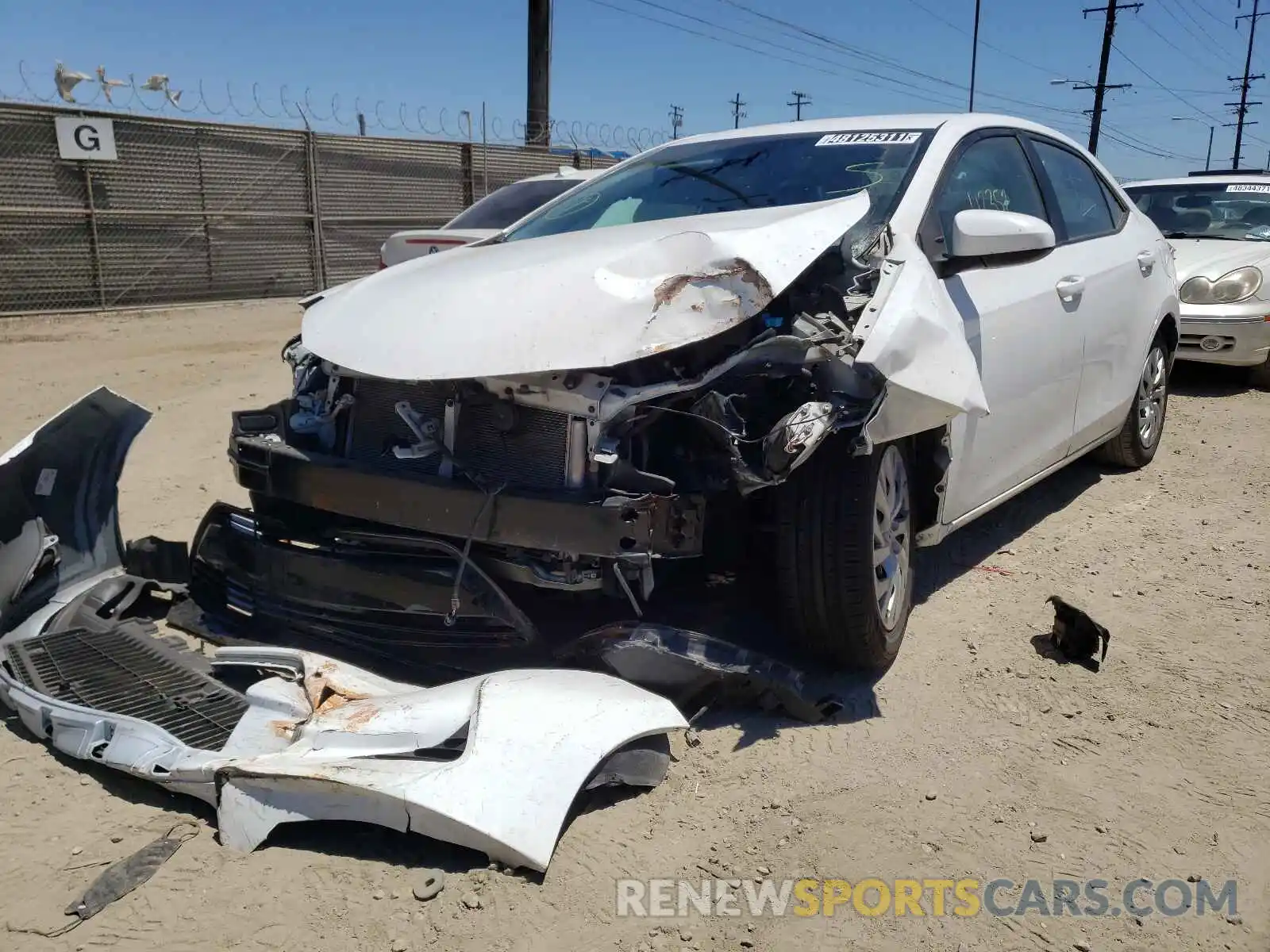 2 Photograph of a damaged car 5YFBURHE0KP886380 TOYOTA COROLLA 2019