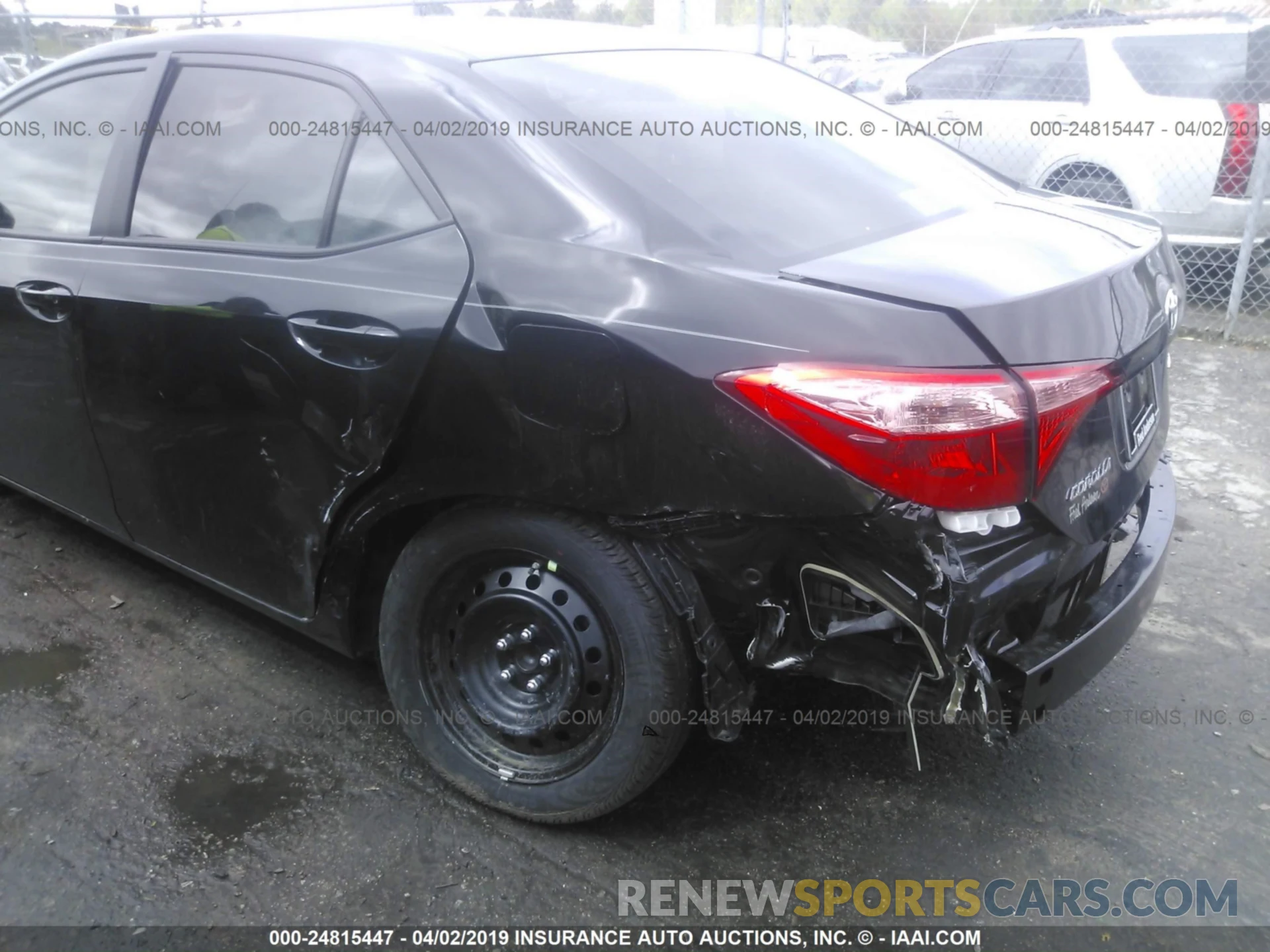 6 Photograph of a damaged car 5YFBURHE0KP886587 TOYOTA COROLLA 2019