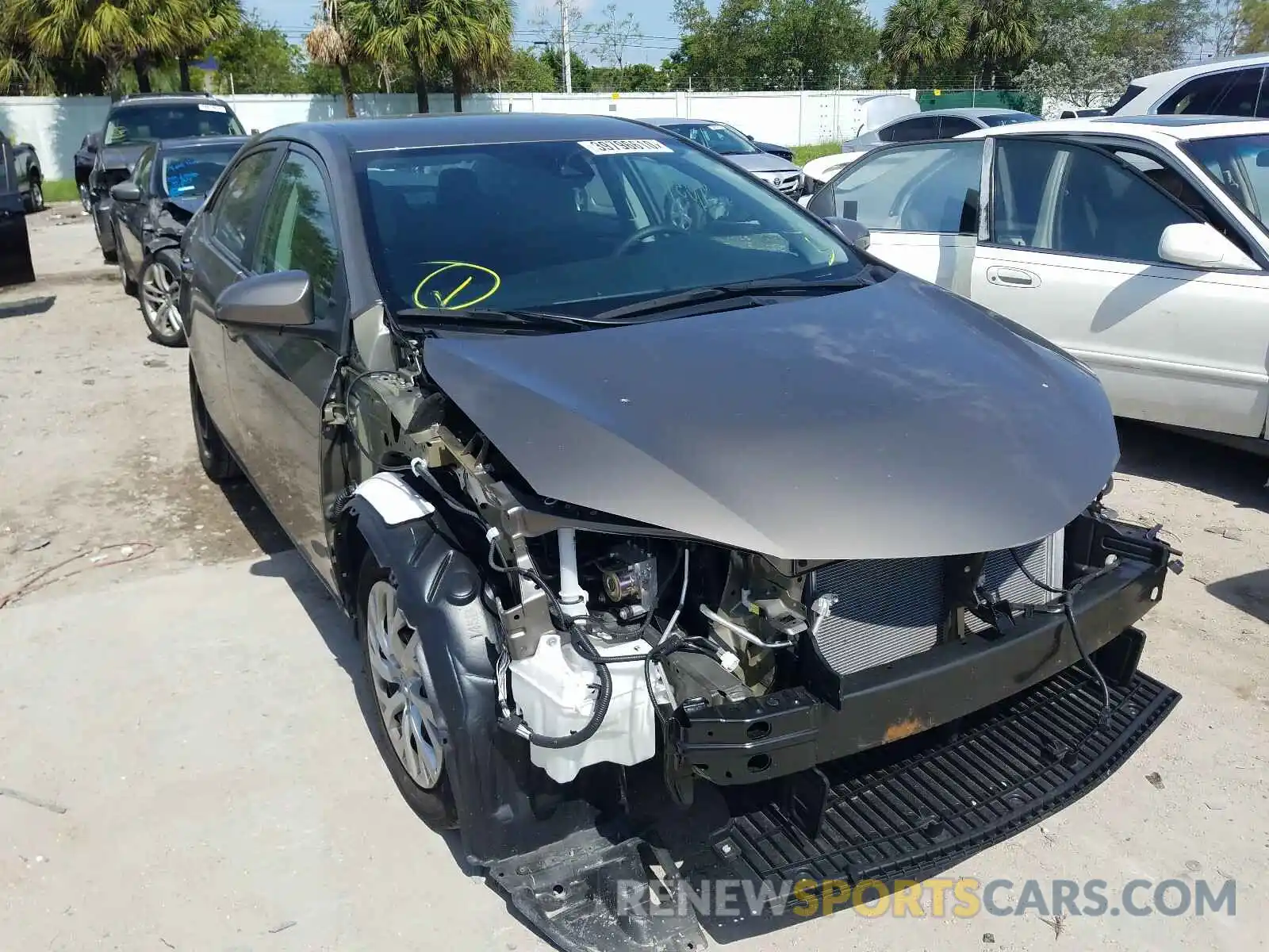 1 Photograph of a damaged car 5YFBURHE0KP886704 TOYOTA COROLLA 2019