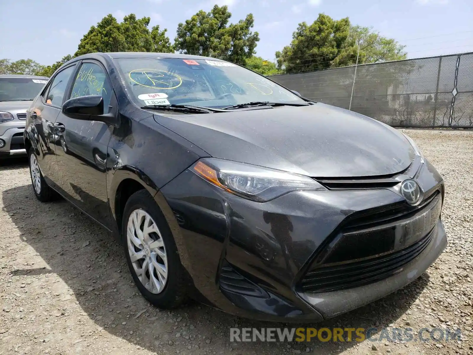 1 Photograph of a damaged car 5YFBURHE0KP886797 TOYOTA COROLLA 2019