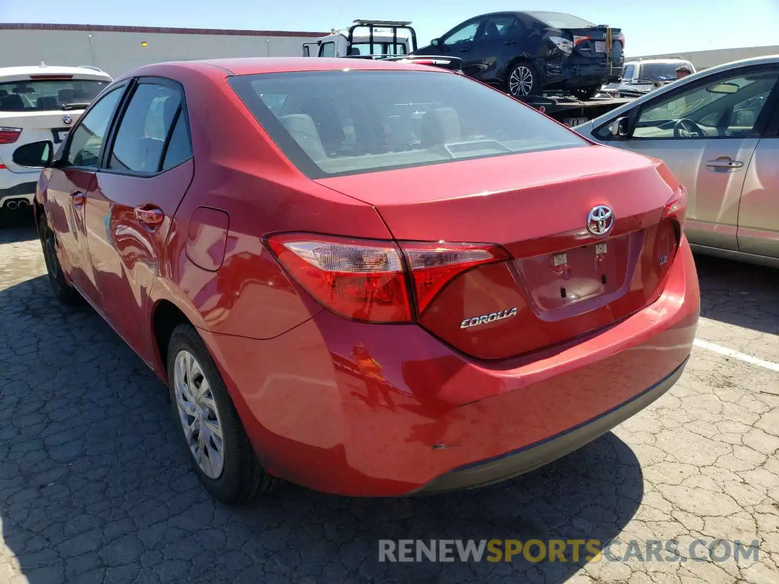 3 Photograph of a damaged car 5YFBURHE0KP886962 TOYOTA COROLLA 2019