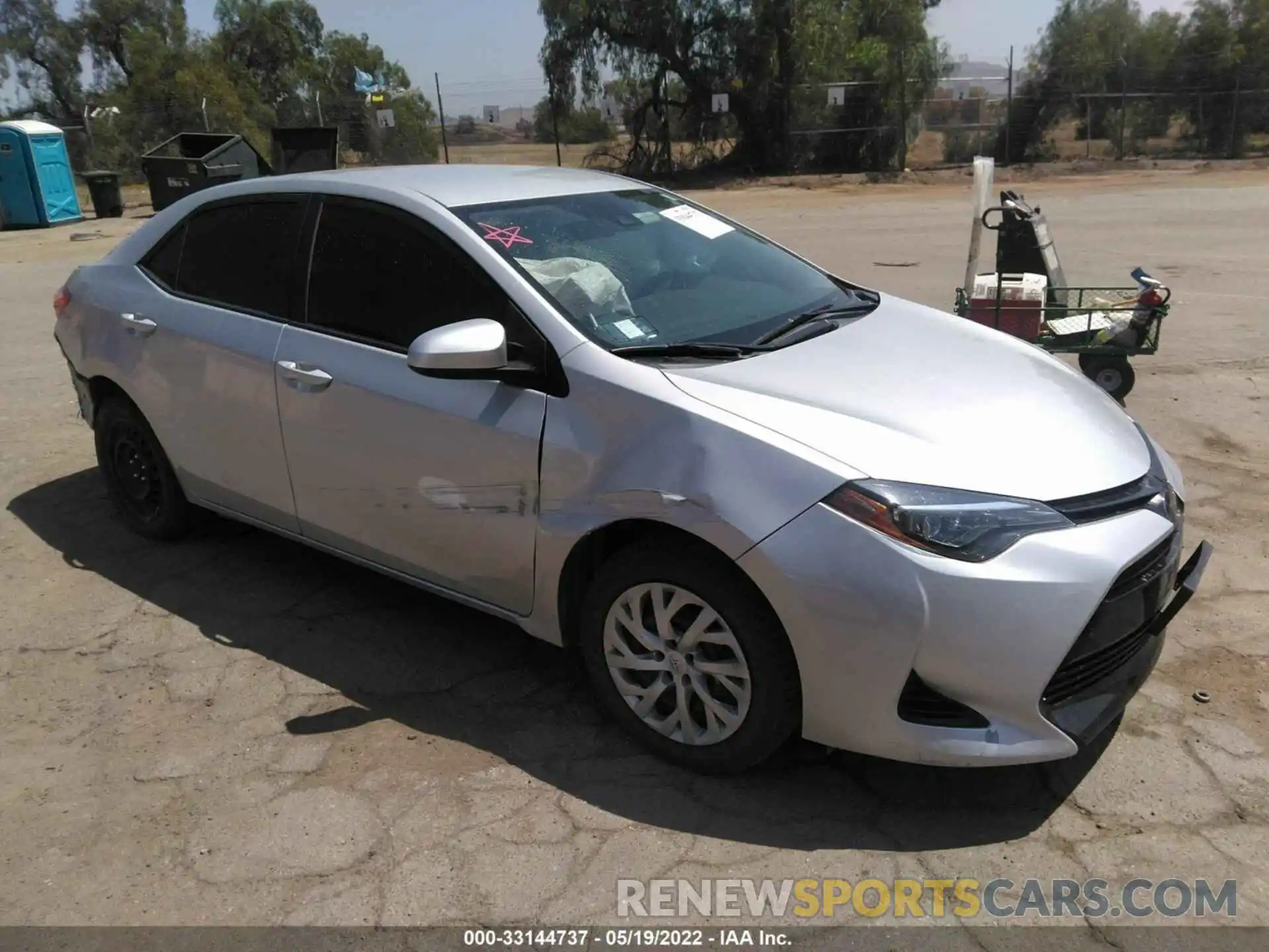 1 Photograph of a damaged car 5YFBURHE0KP887027 TOYOTA COROLLA 2019