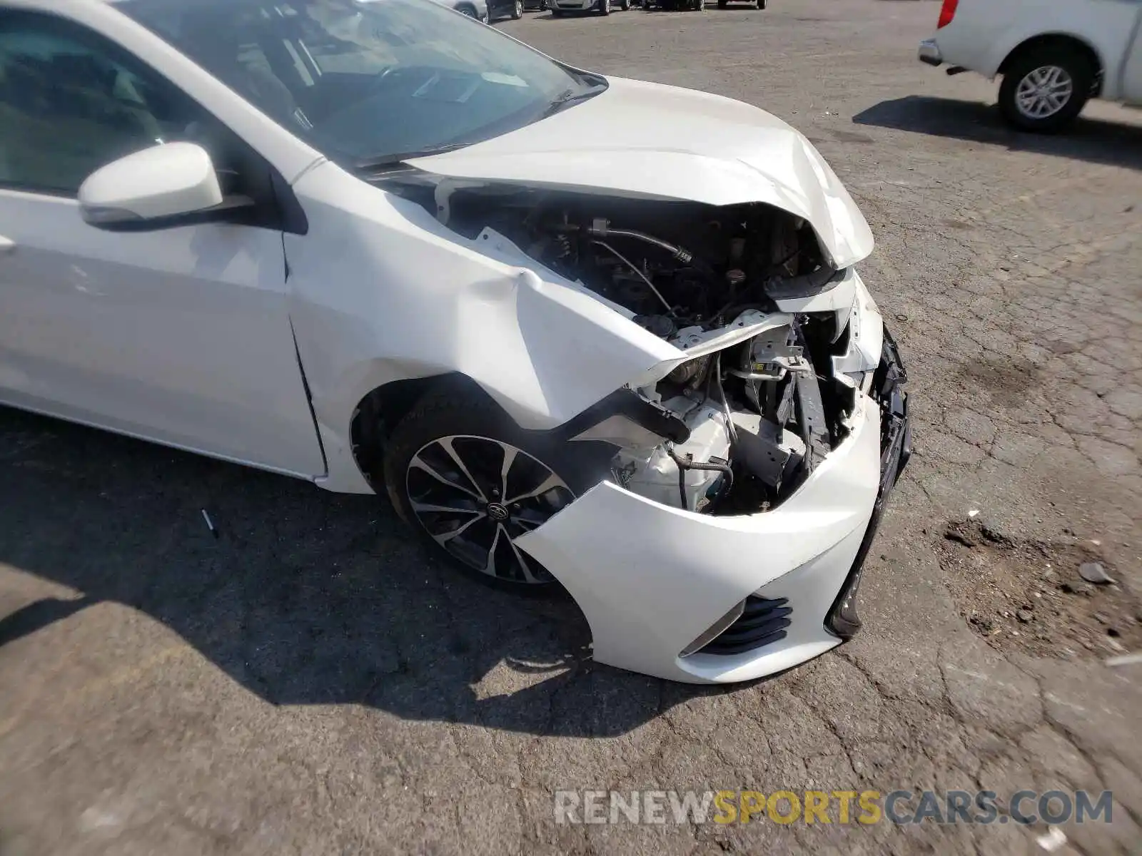 9 Photograph of a damaged car 5YFBURHE0KP887142 TOYOTA COROLLA 2019