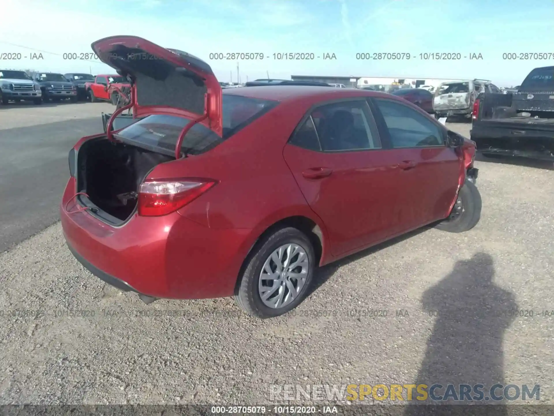 4 Photograph of a damaged car 5YFBURHE0KP887240 TOYOTA COROLLA 2019