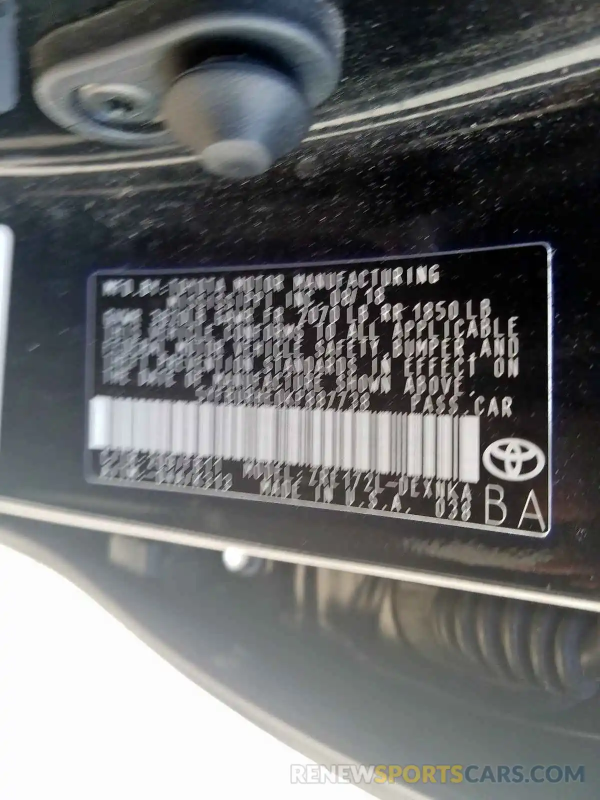 10 Photograph of a damaged car 5YFBURHE0KP887738 TOYOTA COROLLA 2019