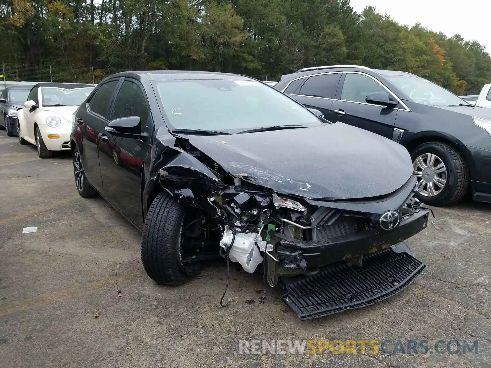 1 Photograph of a damaged car 5YFBURHE0KP888470 TOYOTA COROLLA 2019