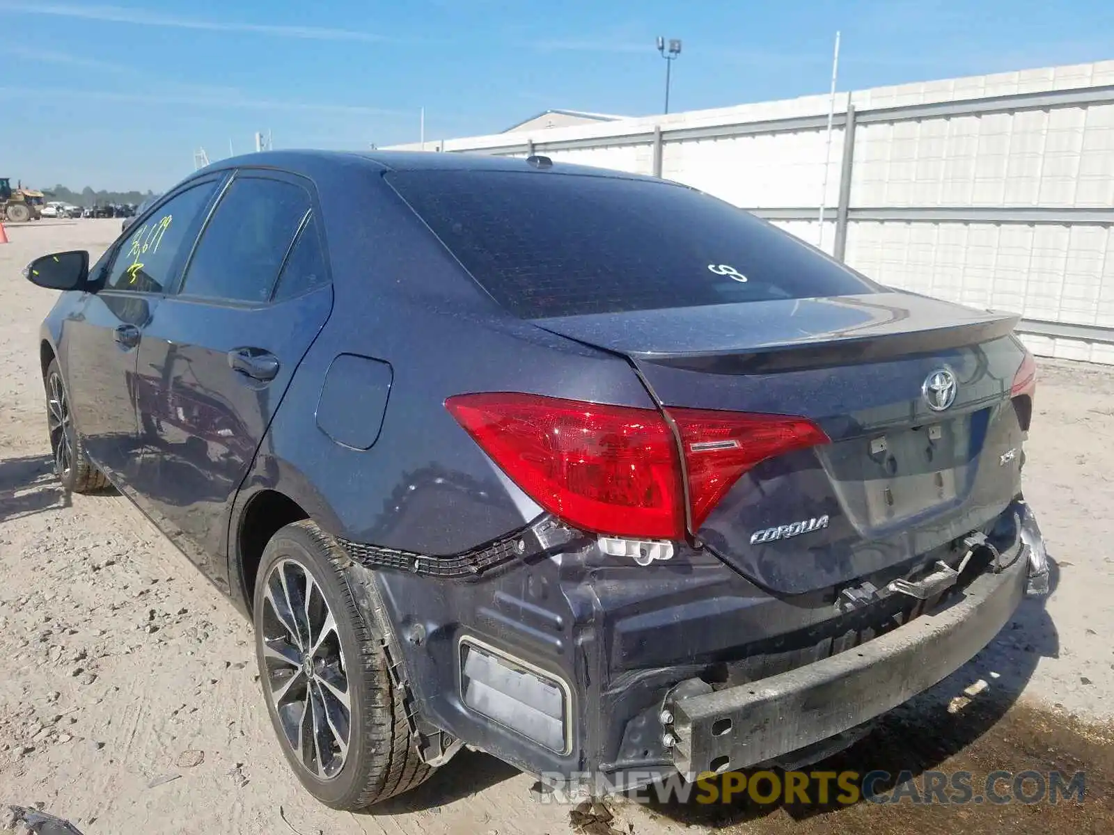 3 Photograph of a damaged car 5YFBURHE0KP888789 TOYOTA COROLLA 2019