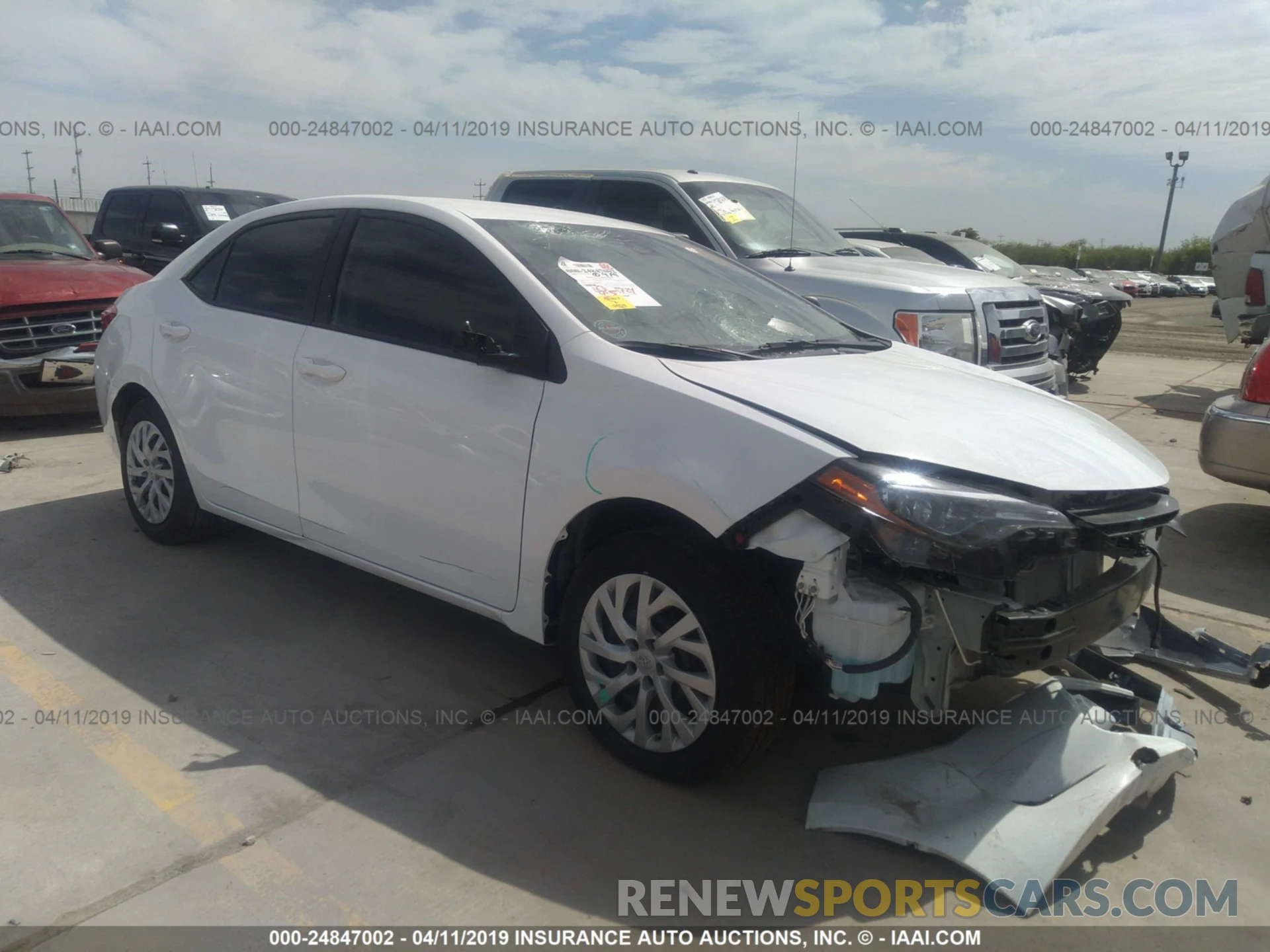 1 Photograph of a damaged car 5YFBURHE0KP889151 TOYOTA COROLLA 2019