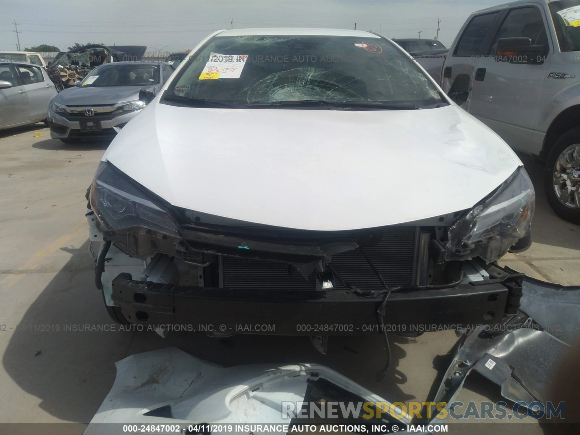 6 Photograph of a damaged car 5YFBURHE0KP889151 TOYOTA COROLLA 2019