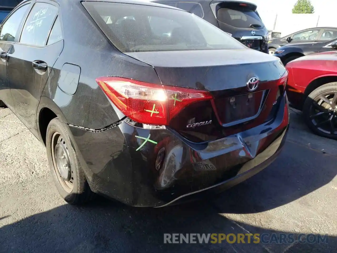 9 Photograph of a damaged car 5YFBURHE0KP889229 TOYOTA COROLLA 2019