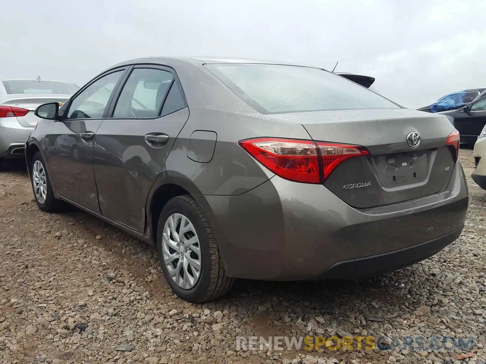 3 Photograph of a damaged car 5YFBURHE0KP889375 TOYOTA COROLLA 2019