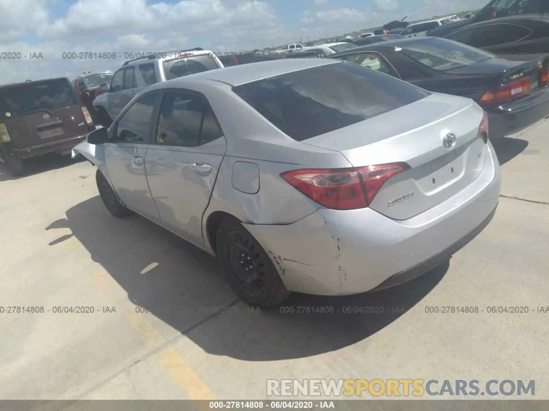 3 Photograph of a damaged car 5YFBURHE0KP889716 TOYOTA COROLLA 2019