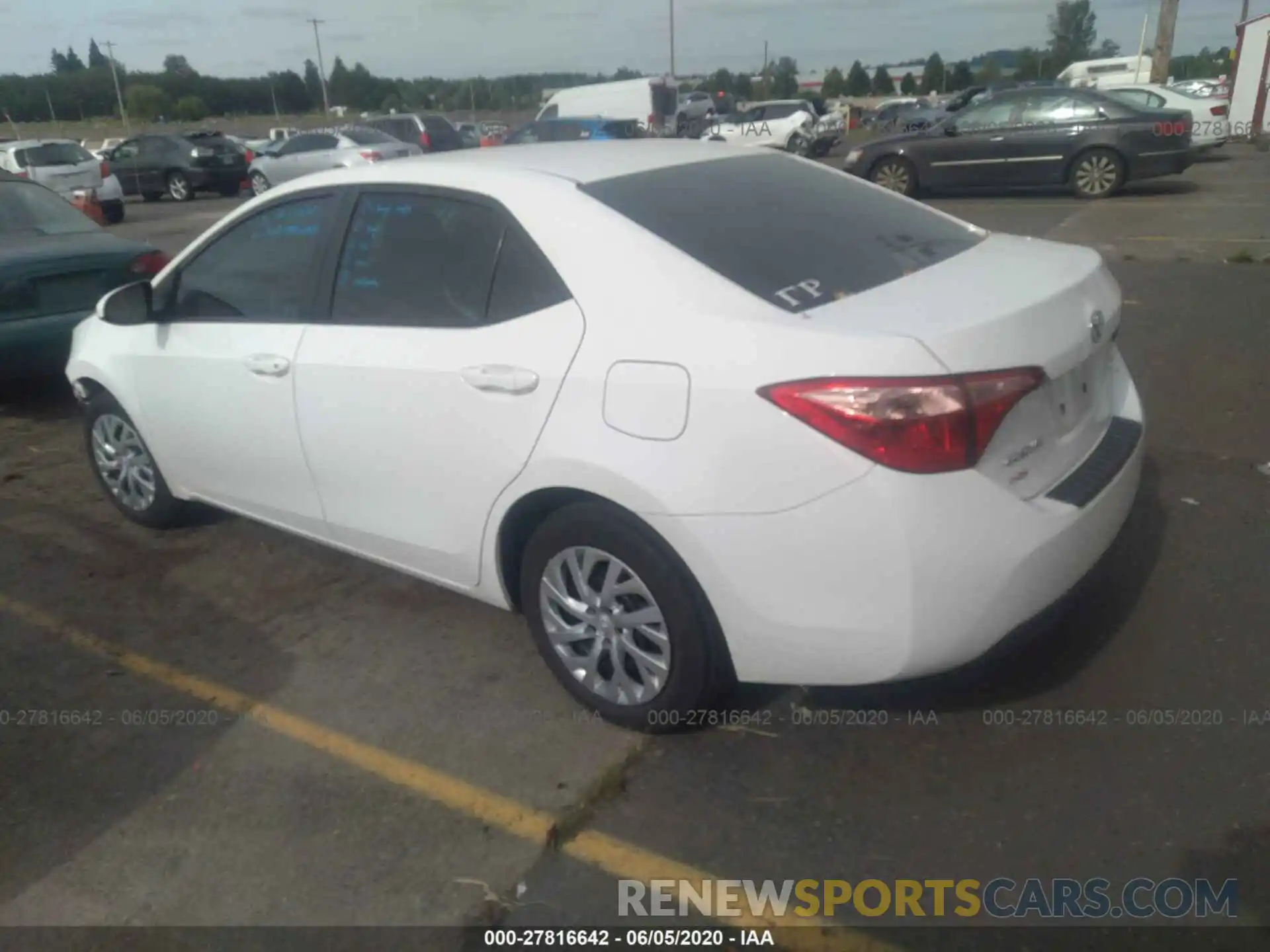 3 Photograph of a damaged car 5YFBURHE0KP890123 TOYOTA COROLLA 2019