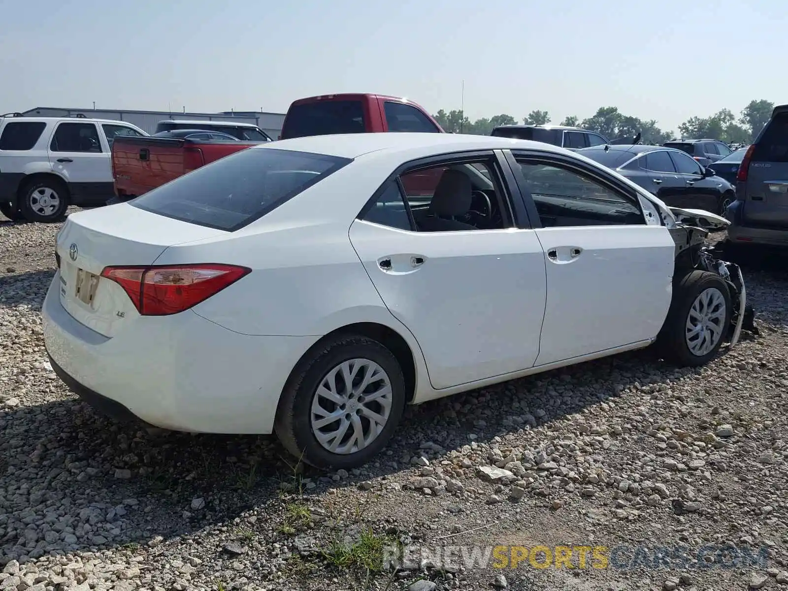 4 Photograph of a damaged car 5YFBURHE0KP890543 TOYOTA COROLLA 2019