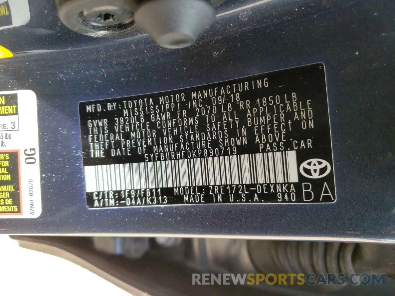 10 Photograph of a damaged car 5YFBURHE0KP890719 TOYOTA COROLLA 2019