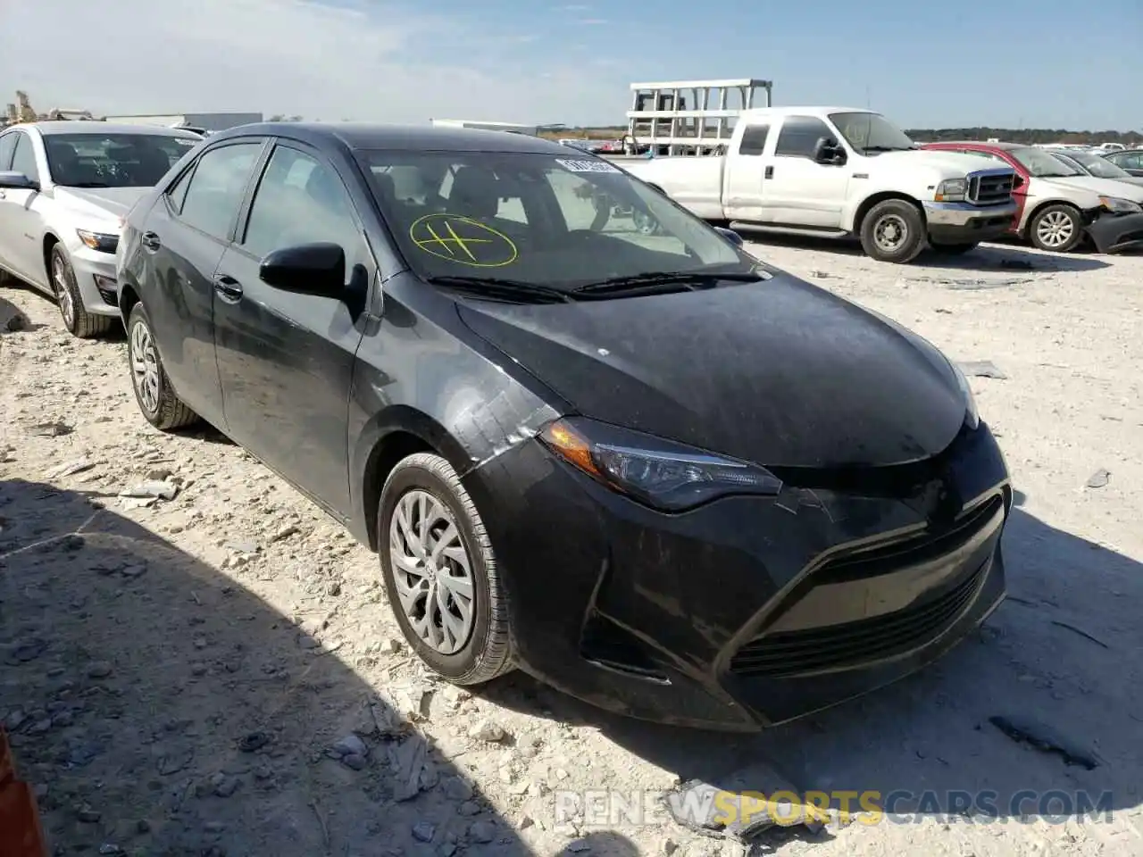 1 Photograph of a damaged car 5YFBURHE0KP891191 TOYOTA COROLLA 2019