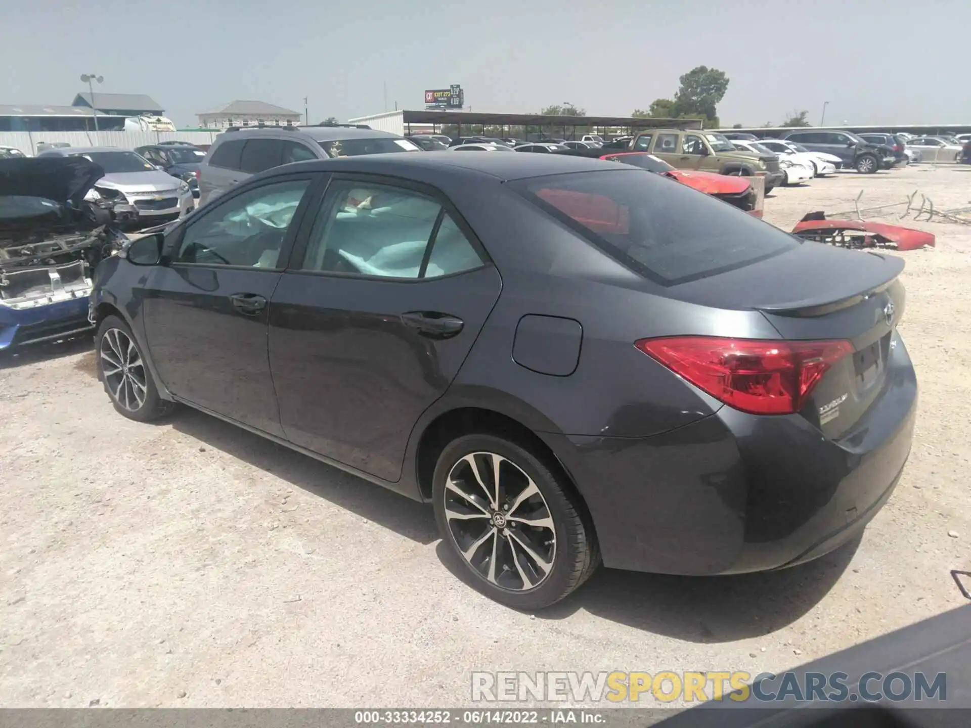 3 Photograph of a damaged car 5YFBURHE0KP892342 TOYOTA COROLLA 2019