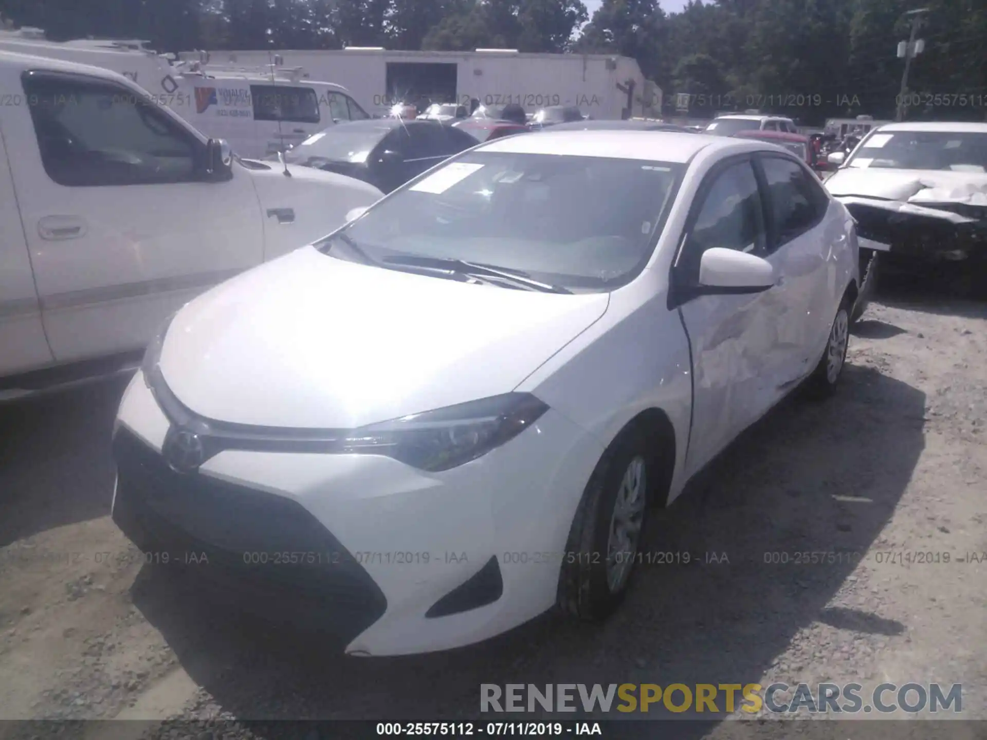 2 Photograph of a damaged car 5YFBURHE0KP892406 TOYOTA COROLLA 2019