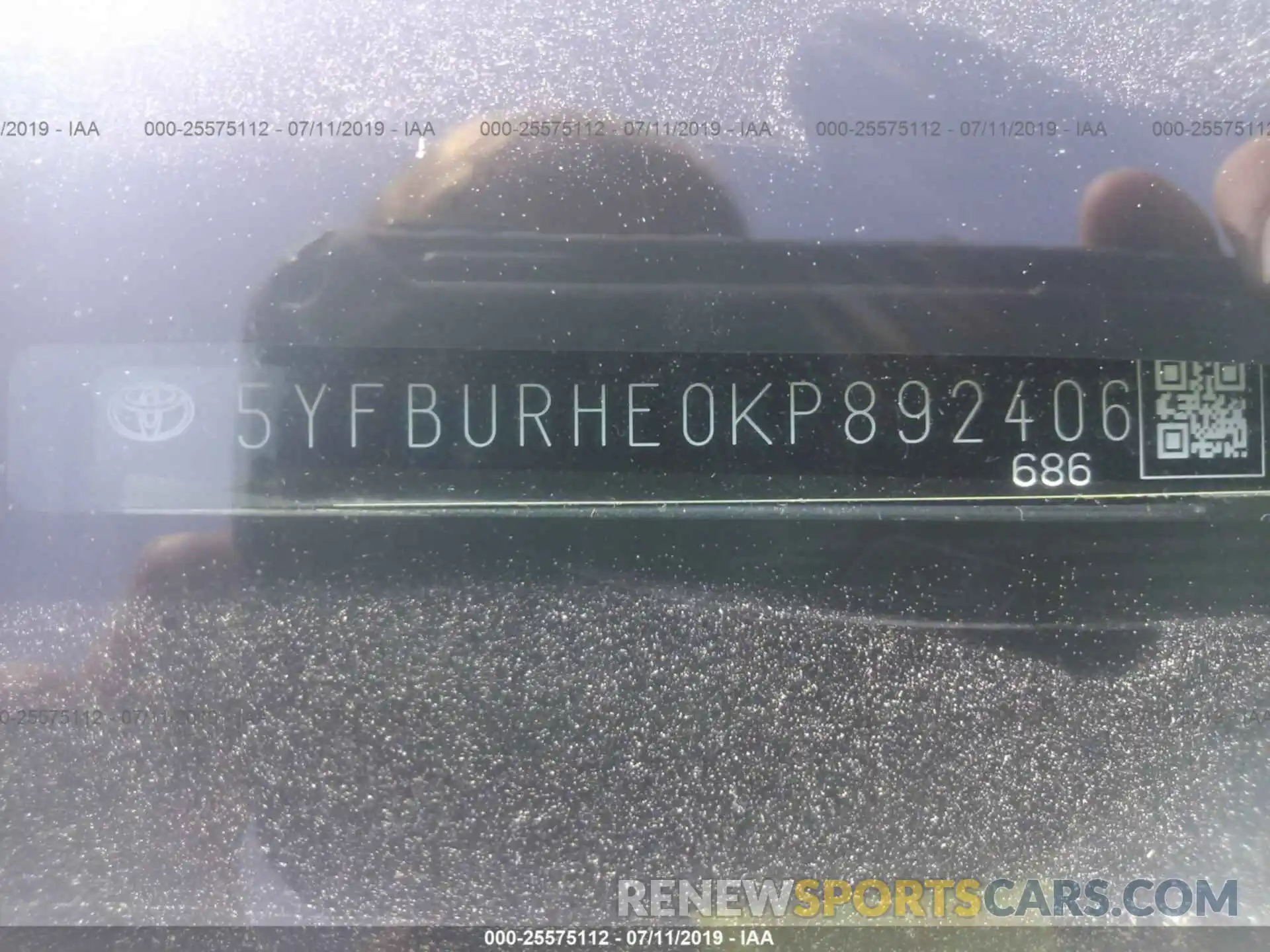 9 Photograph of a damaged car 5YFBURHE0KP892406 TOYOTA COROLLA 2019