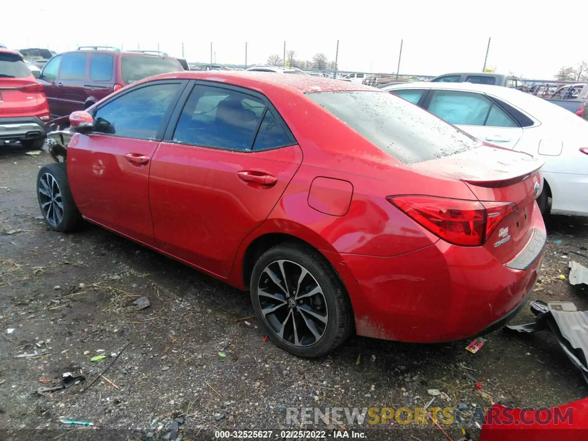 3 Photograph of a damaged car 5YFBURHE0KP892552 TOYOTA COROLLA 2019