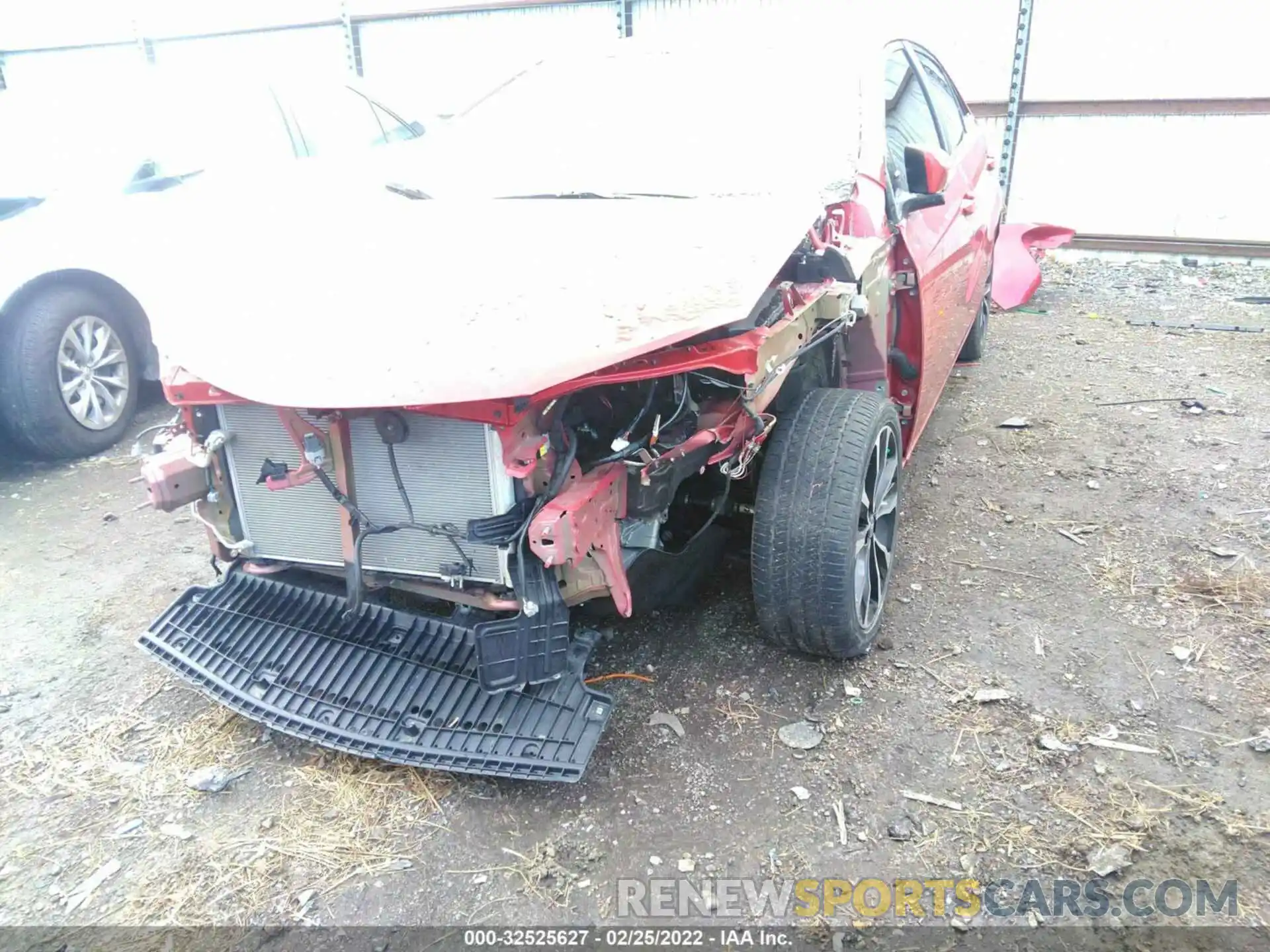 6 Photograph of a damaged car 5YFBURHE0KP892552 TOYOTA COROLLA 2019