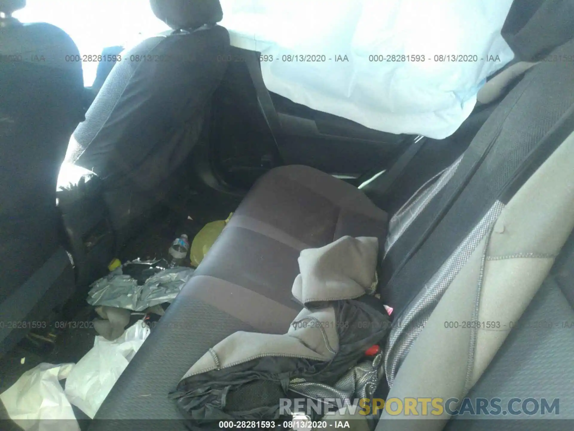 8 Photograph of a damaged car 5YFBURHE0KP892857 TOYOTA COROLLA 2019