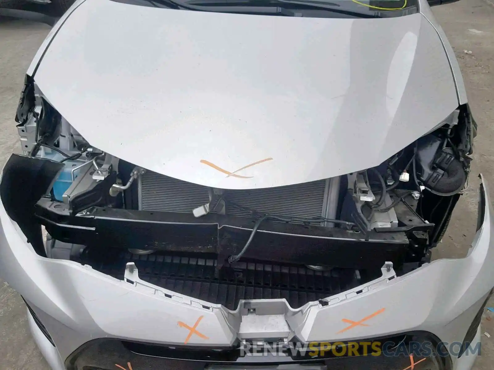 9 Photograph of a damaged car 5YFBURHE0KP893197 TOYOTA COROLLA 2019