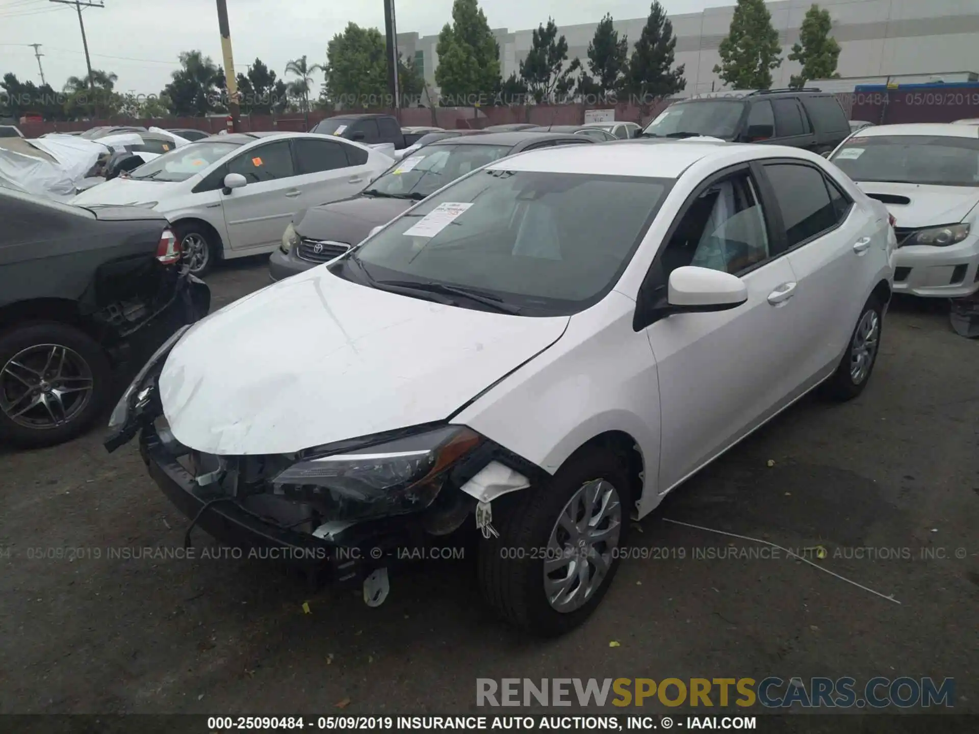 2 Photograph of a damaged car 5YFBURHE0KP893331 TOYOTA COROLLA 2019